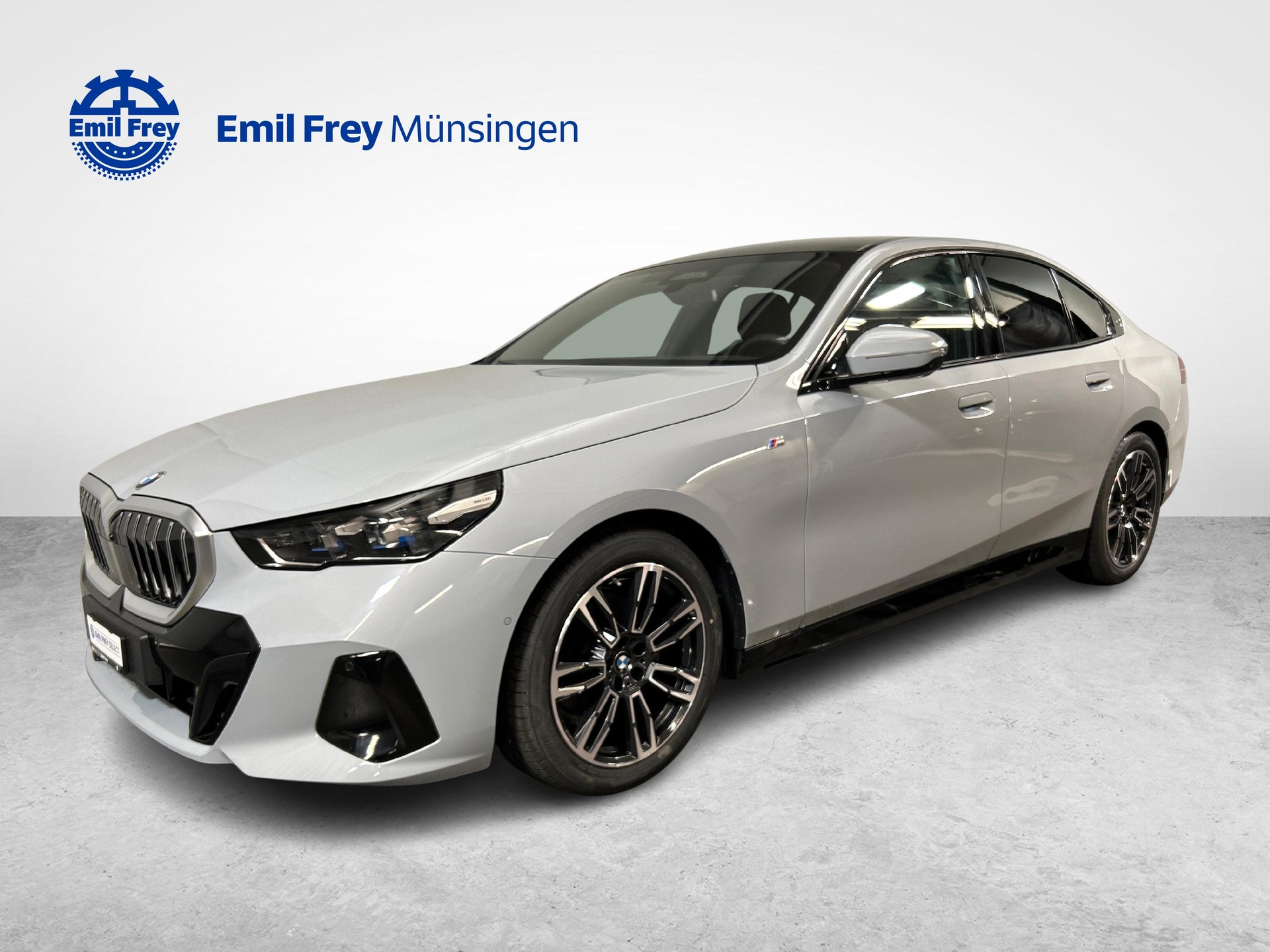 BMW 520d xDrive-image-1