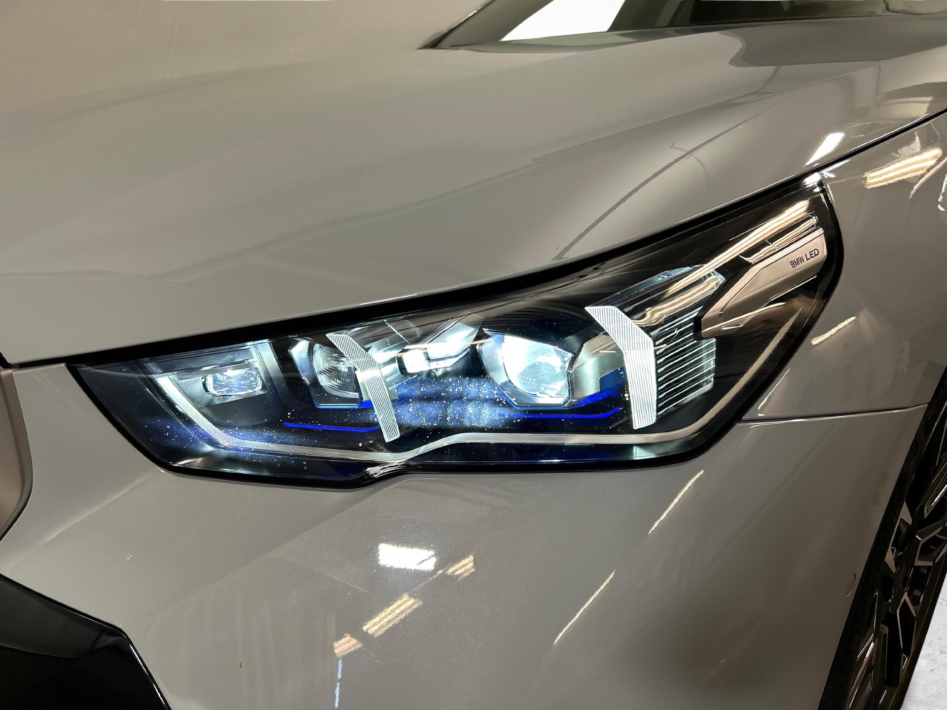 BMW 520d xDrive-image-14