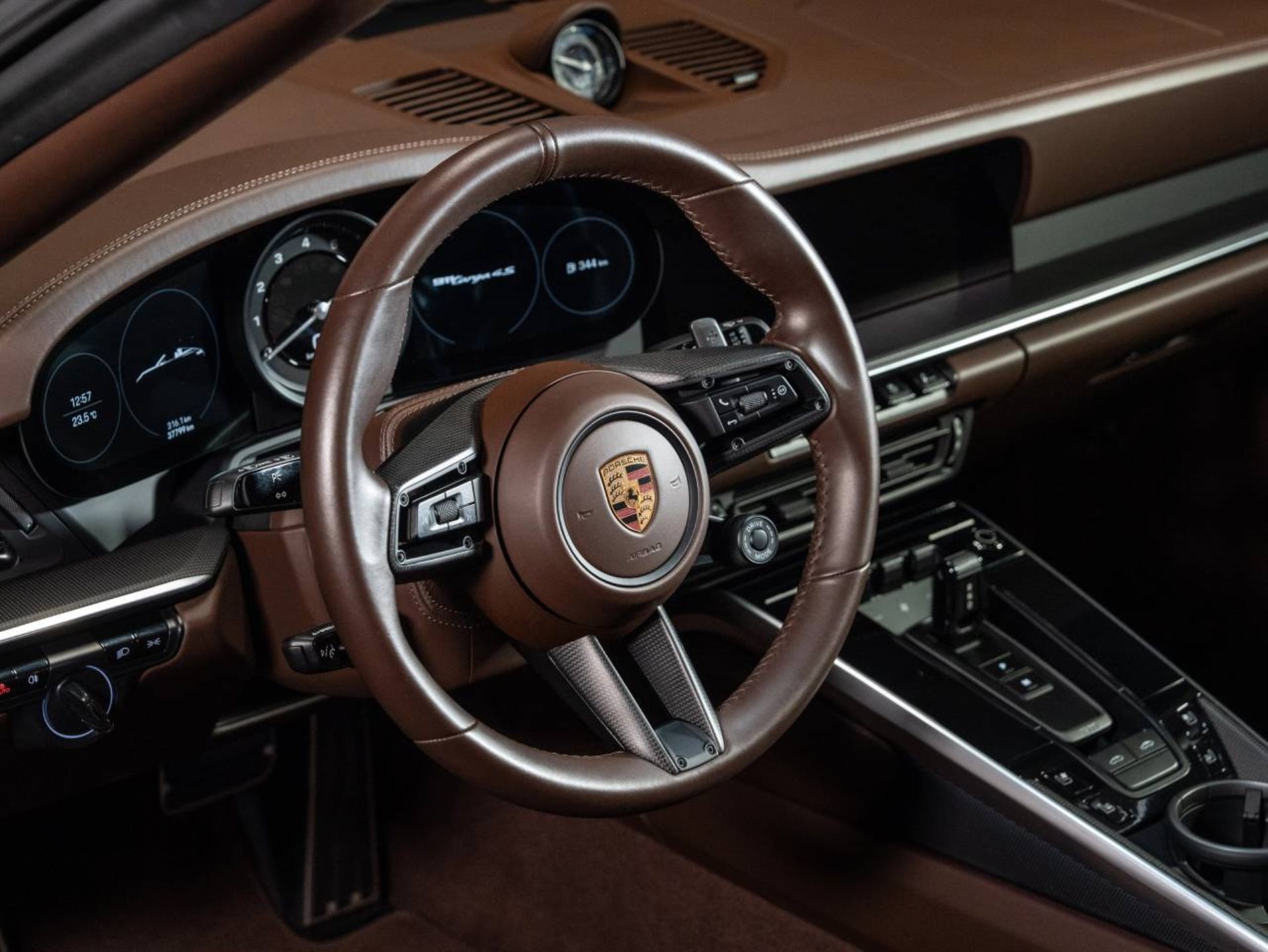 PORSCHE 911 Targa 4S (MY21)-image-10