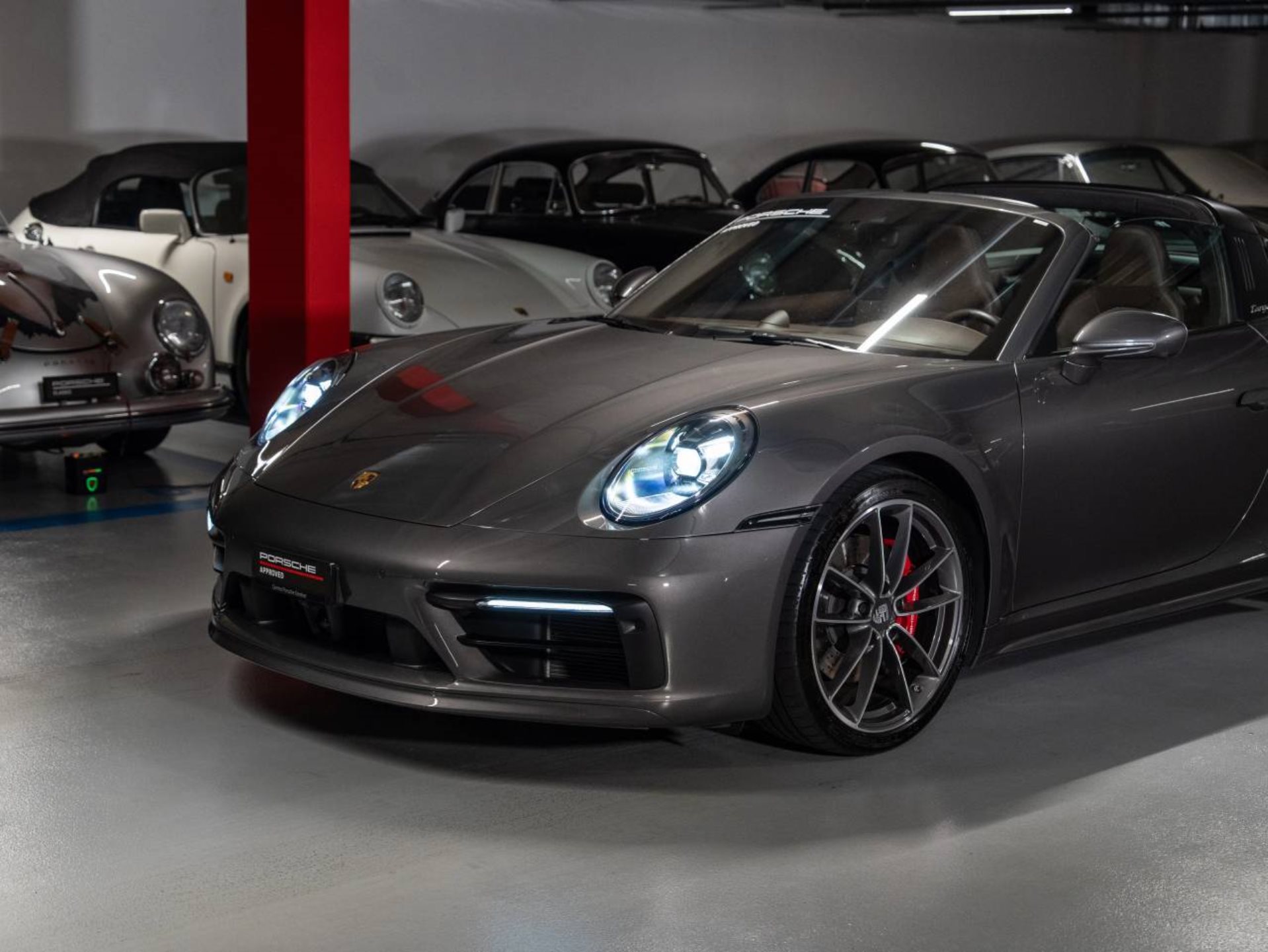 PORSCHE 911 Targa 4S (MY21)-image-25