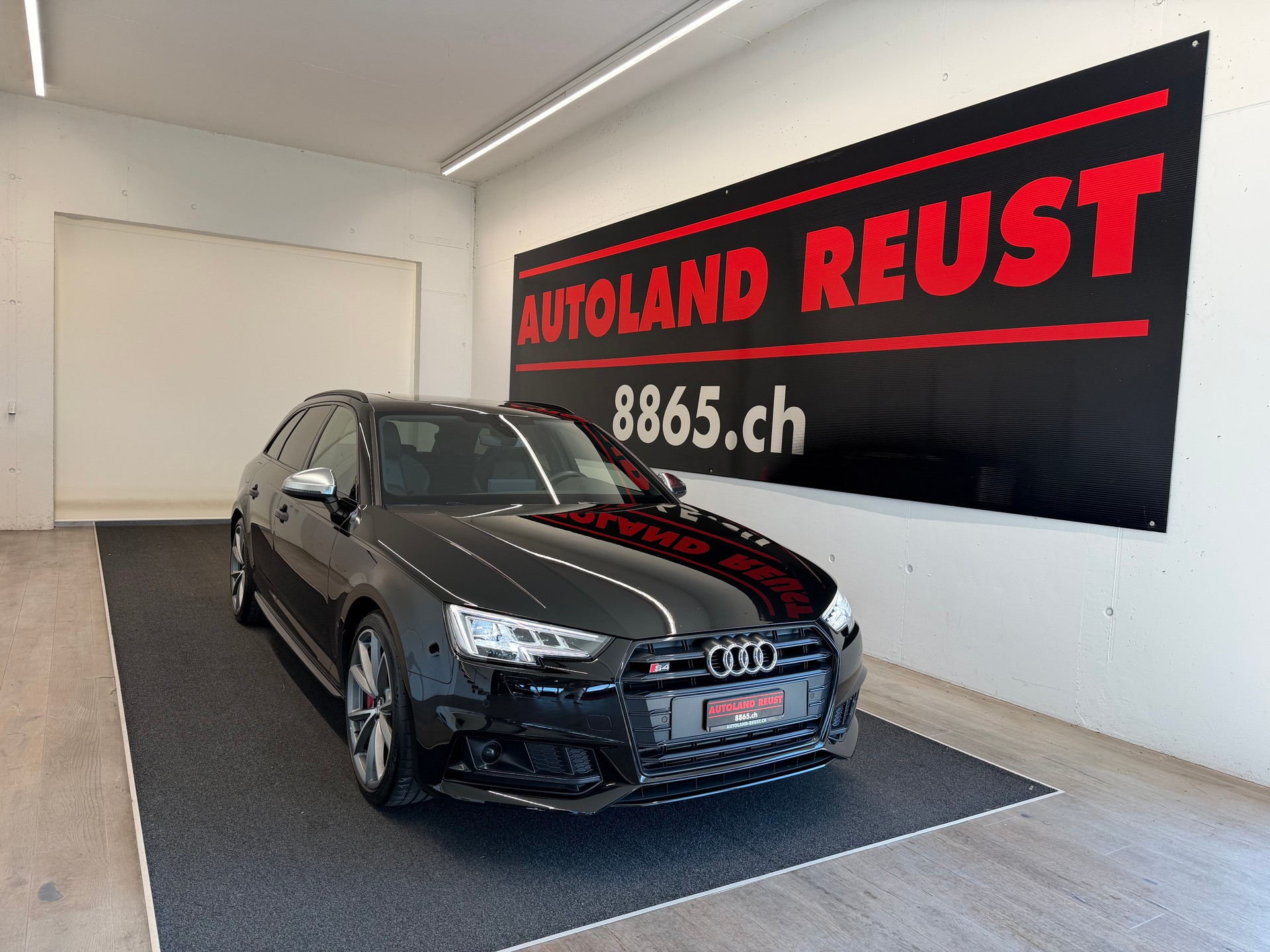 AUDI S4 Avant 3.0 TFSI quattro tiptronic