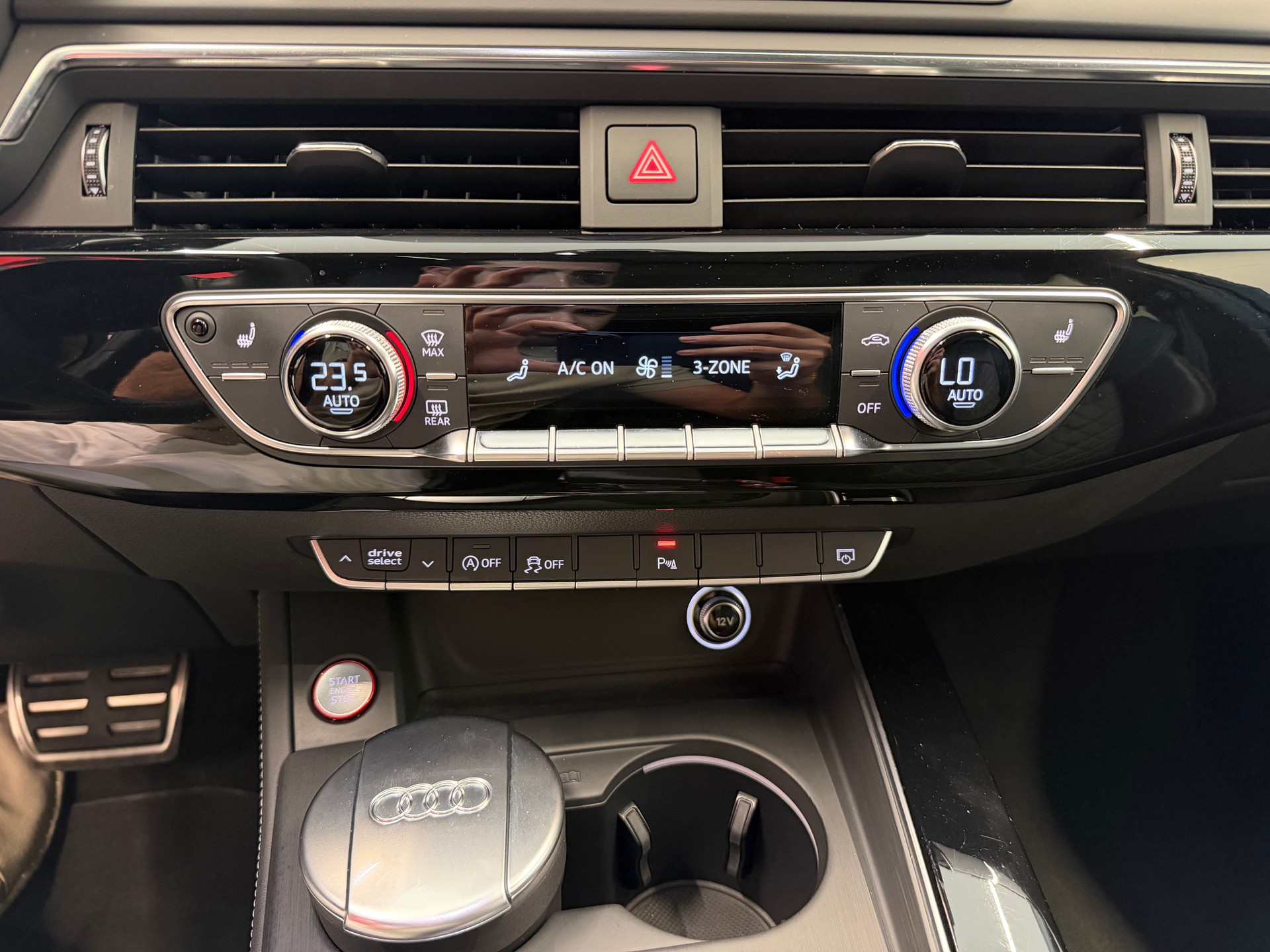 AUDI S4 Avant 3.0 TFSI quattro tiptronic-image-21