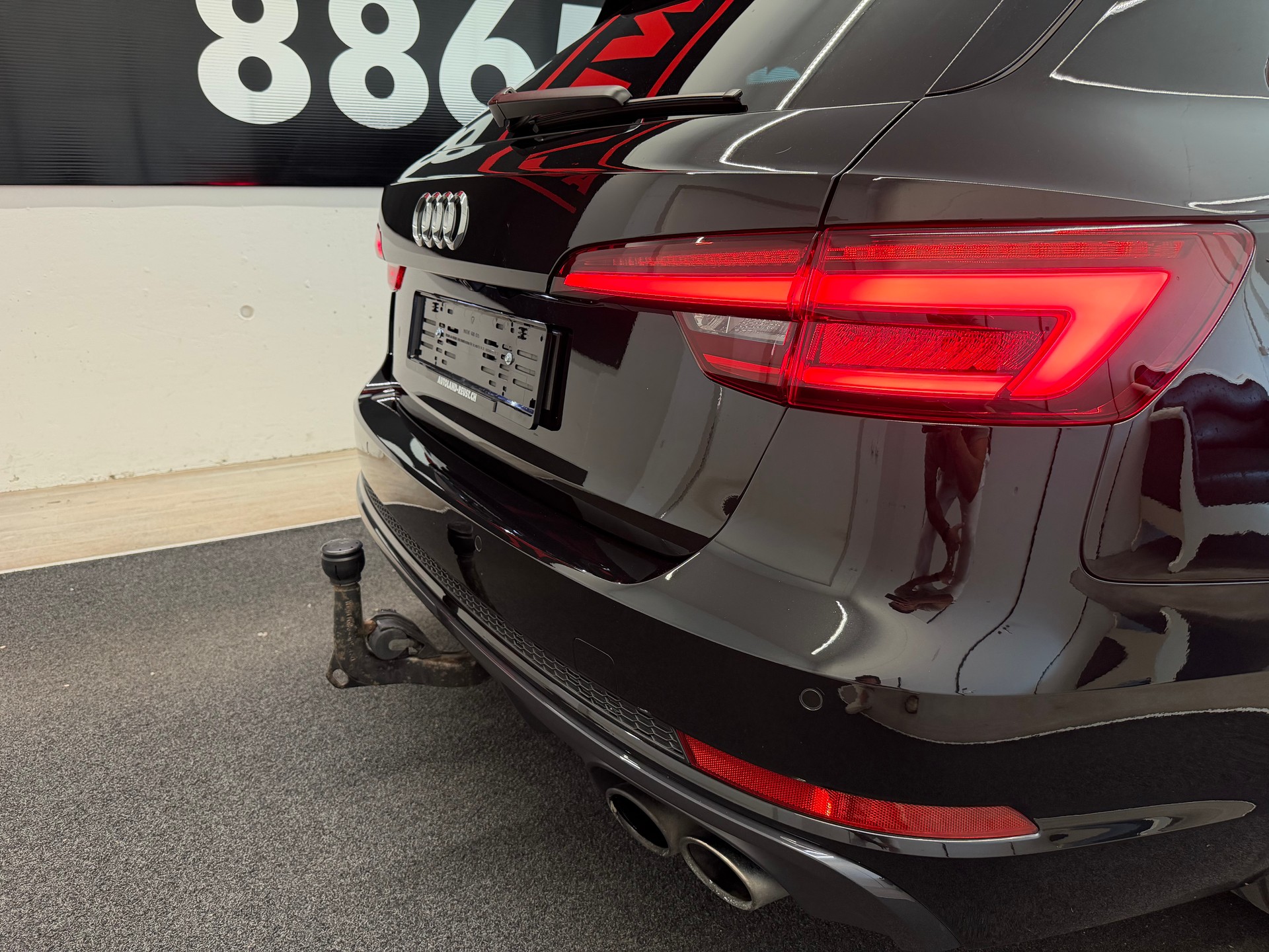 AUDI S4 Avant 3.0 TFSI quattro tiptronic-image-10