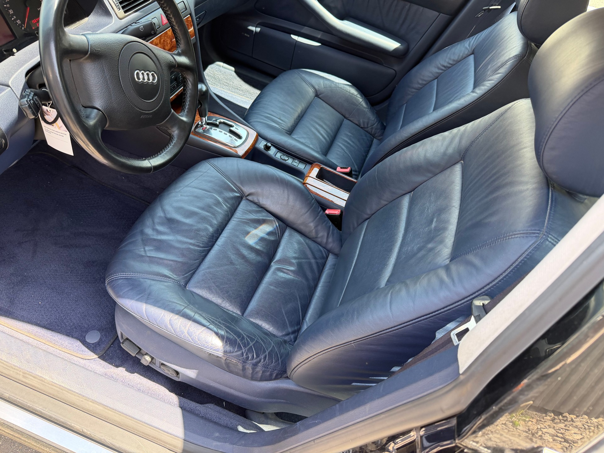 AUDI A6 2.4 quattro Advance-image-21