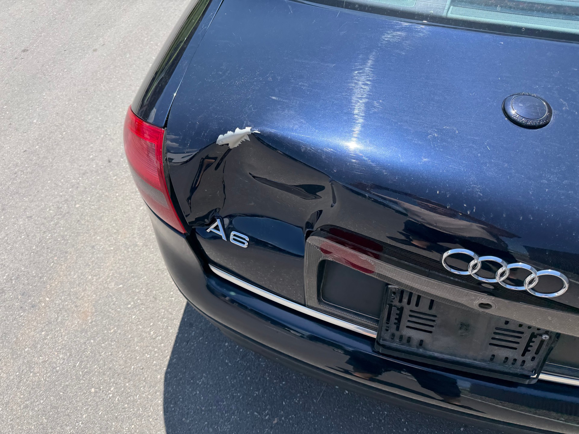 AUDI A6 2.4 quattro Advance-image-8