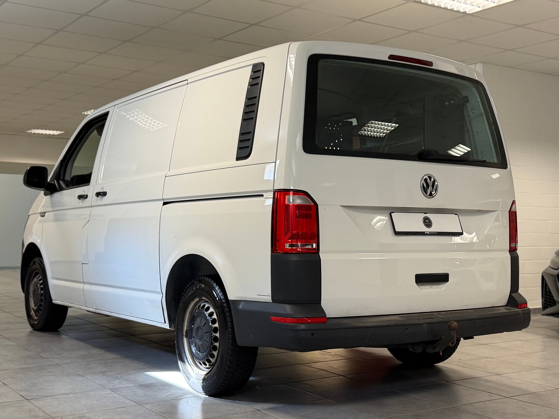 VW T6 2.0 TDI Euro 6-image-14