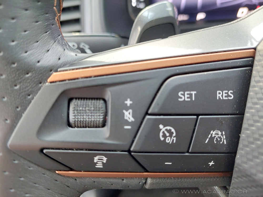CUPRA Ateca 2.0TSI 4Drive DSG / Video : https://youtu.be/DUOPxCVEJaM / Bilder : https://youtu.be/uTqkHxIjQns-image-13