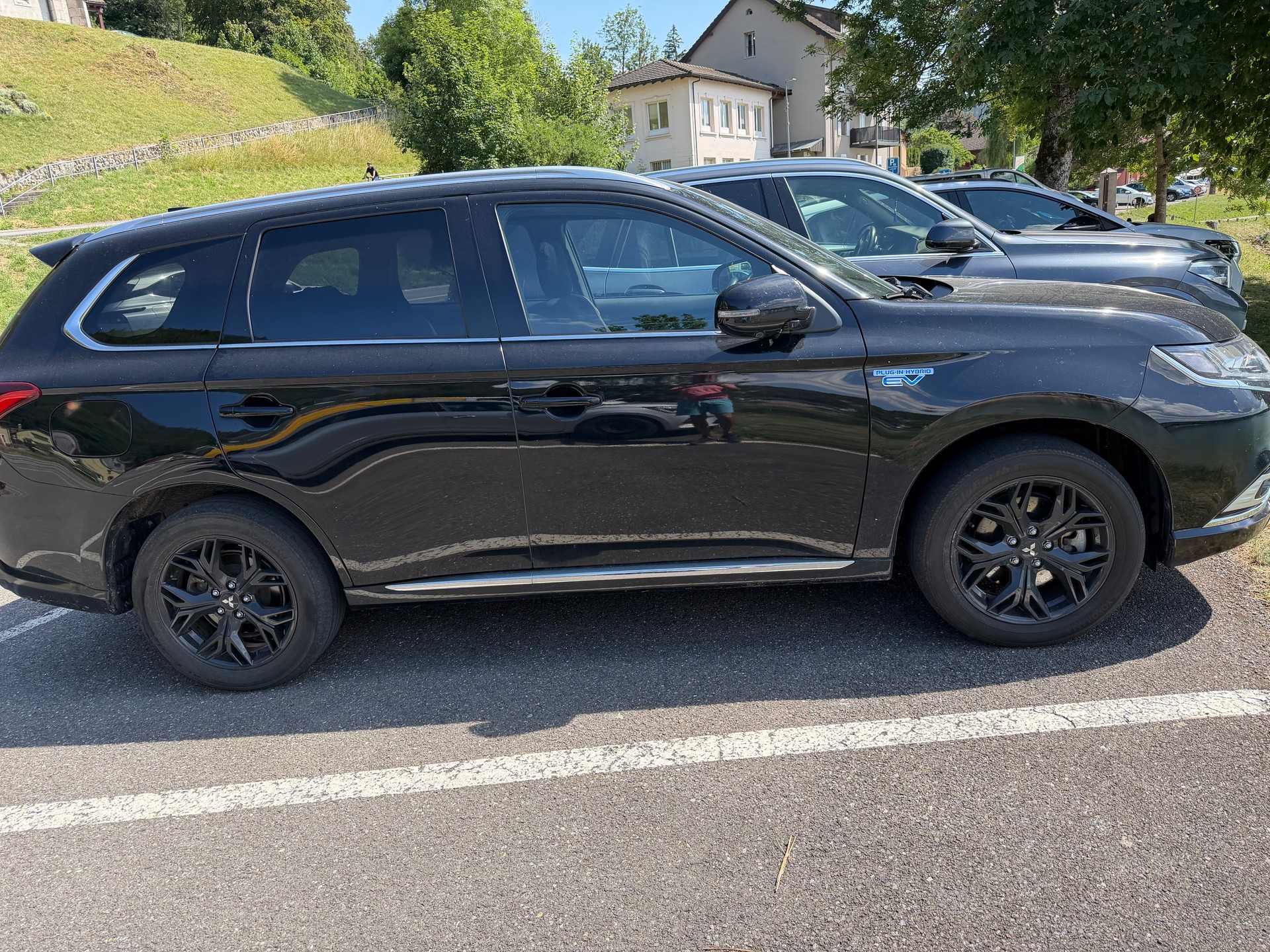 MITSUBISHI 2.4 PHEV Diamond-image-0