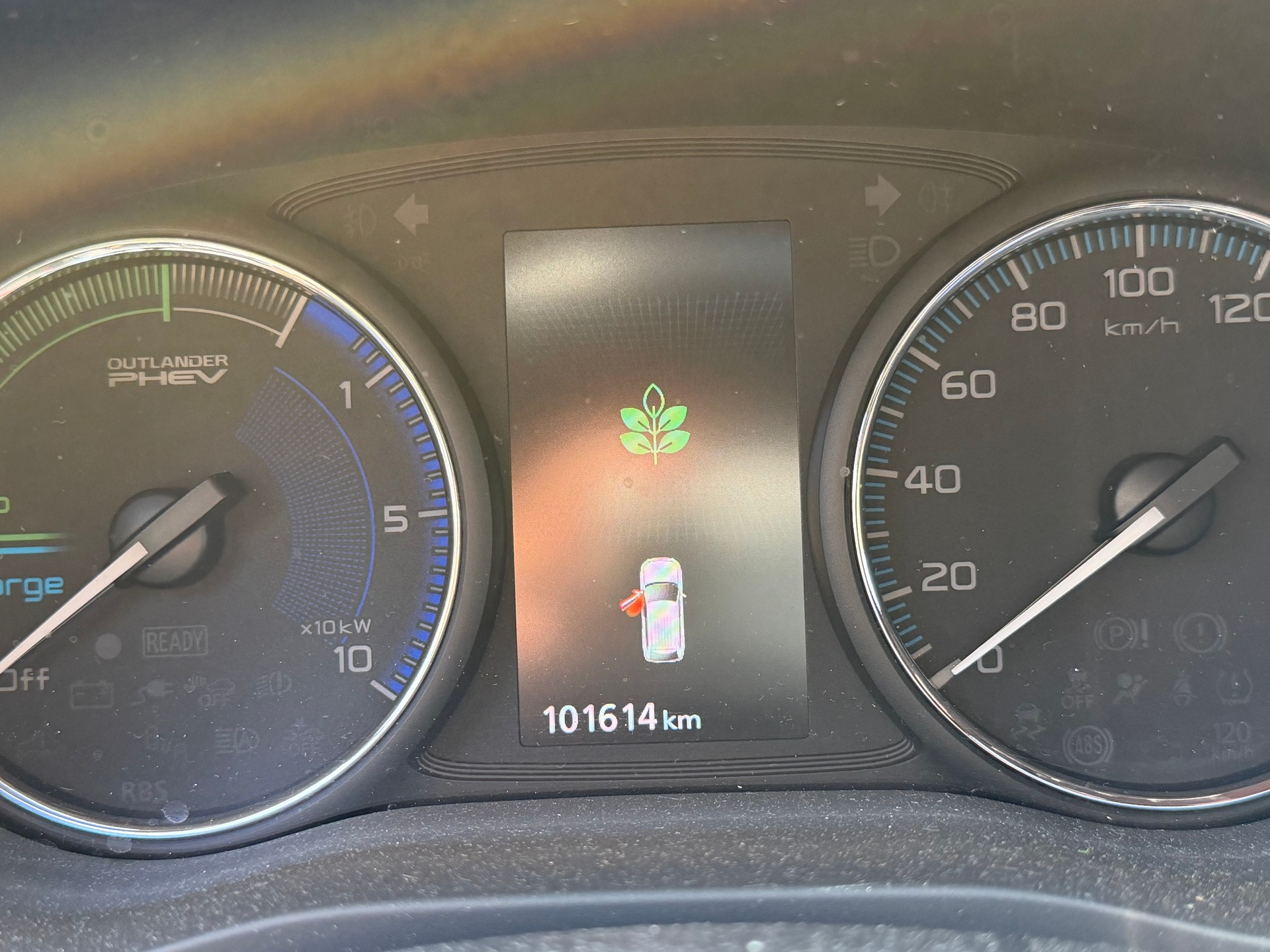 MITSUBISHI 2.4 PHEV Diamond-image-2