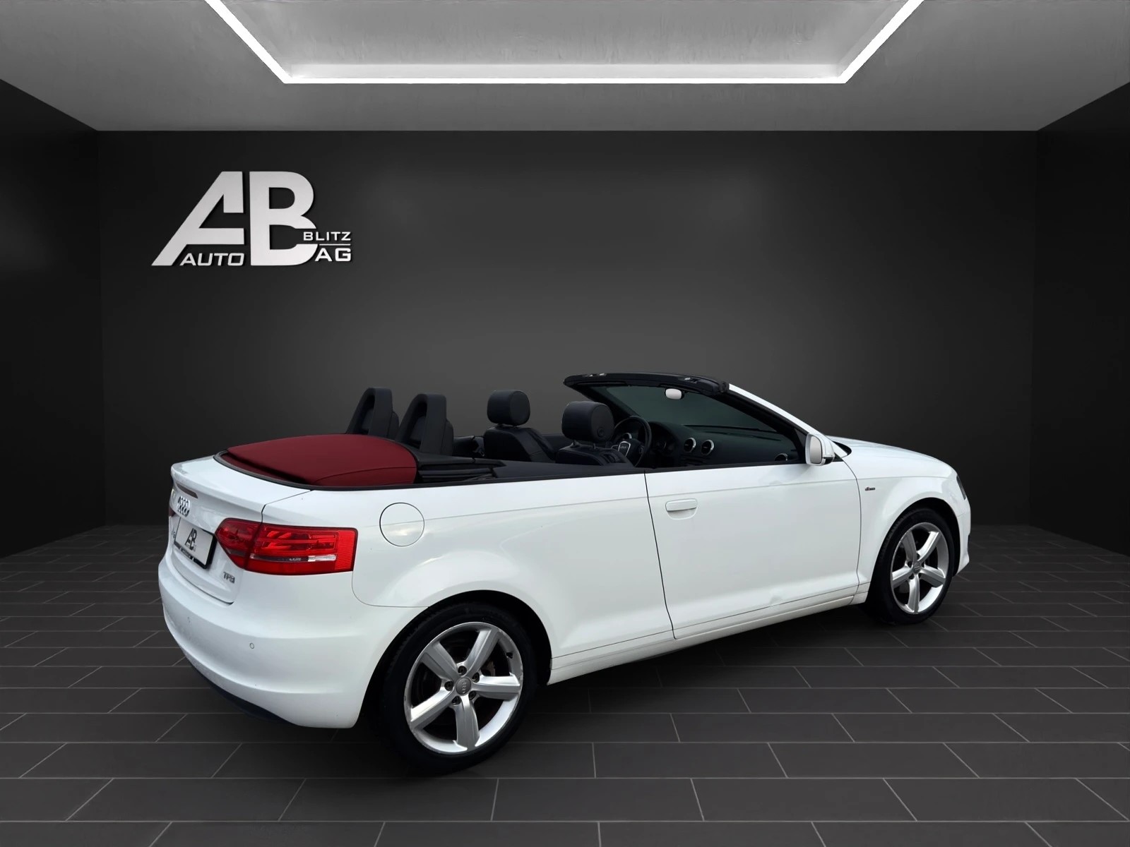 AUDI A3 Cabriolet 1.8 TFSI S-Line Ambition S-tronic mit 160 PS-image-4