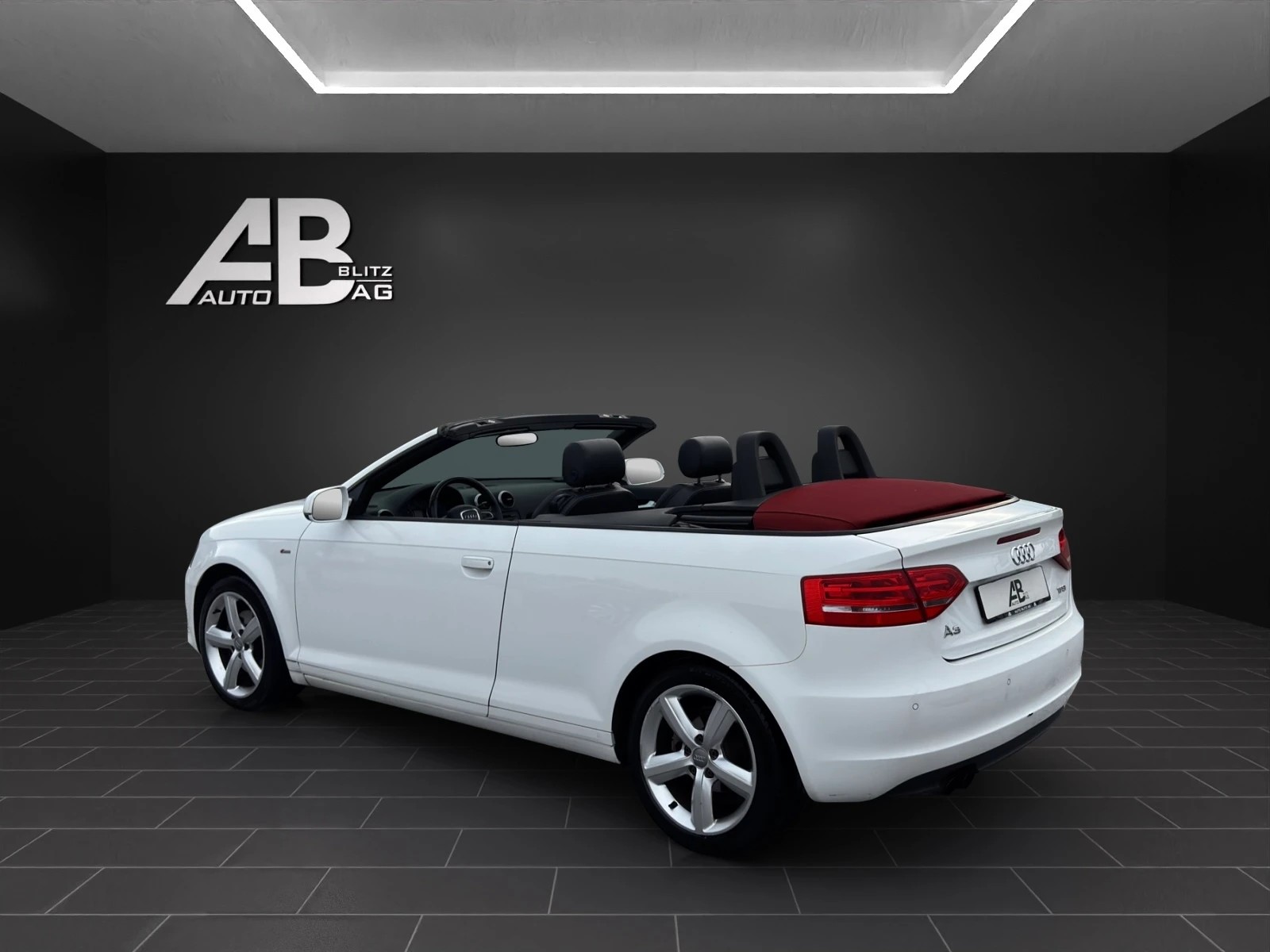 AUDI A3 Cabriolet 1.8 TFSI S-Line Ambition S-tronic mit 160 PS-showroom-element-2