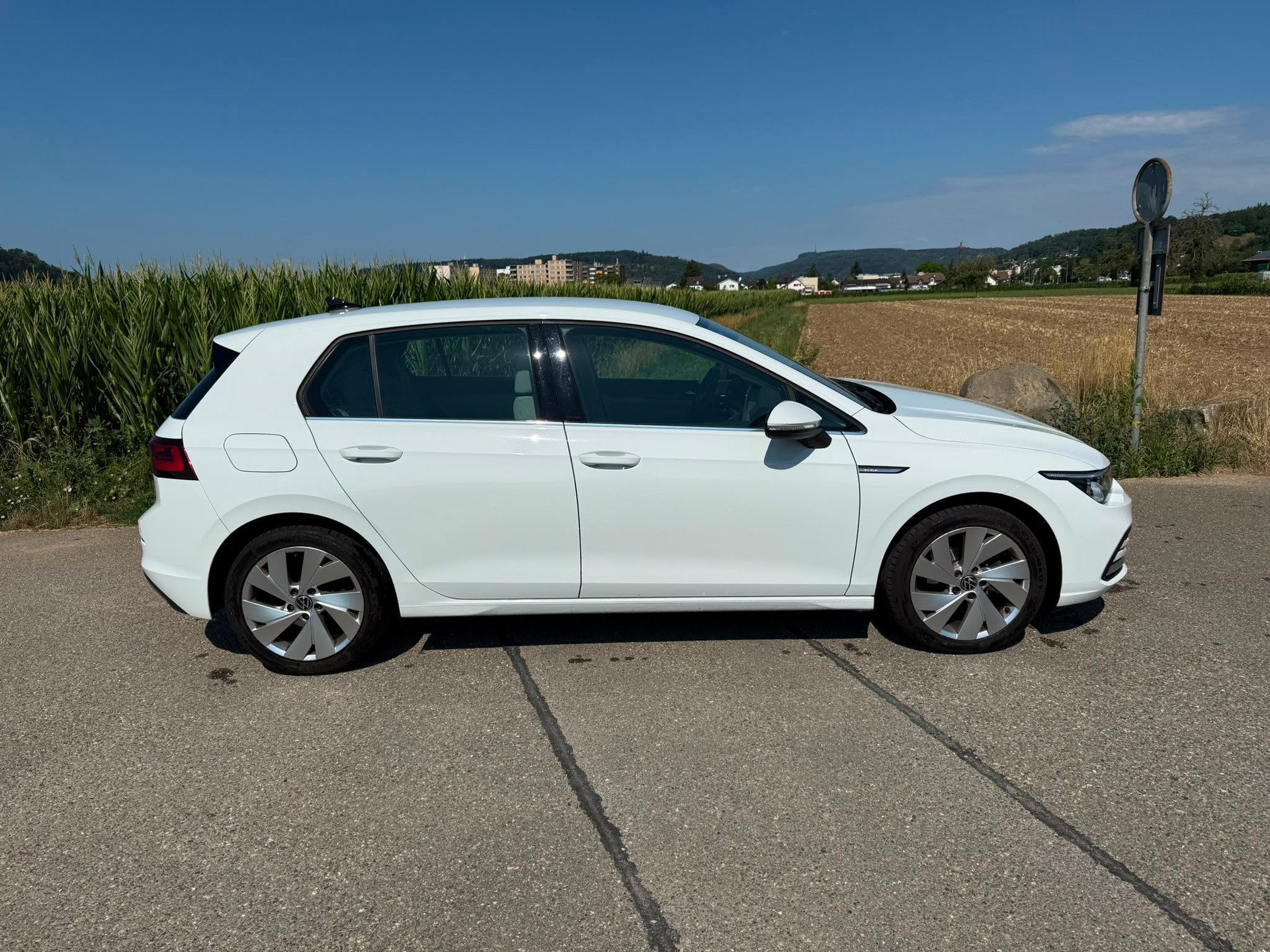 VW Golf 1.5 eTSI mHEV ACT Style DSG-image-5