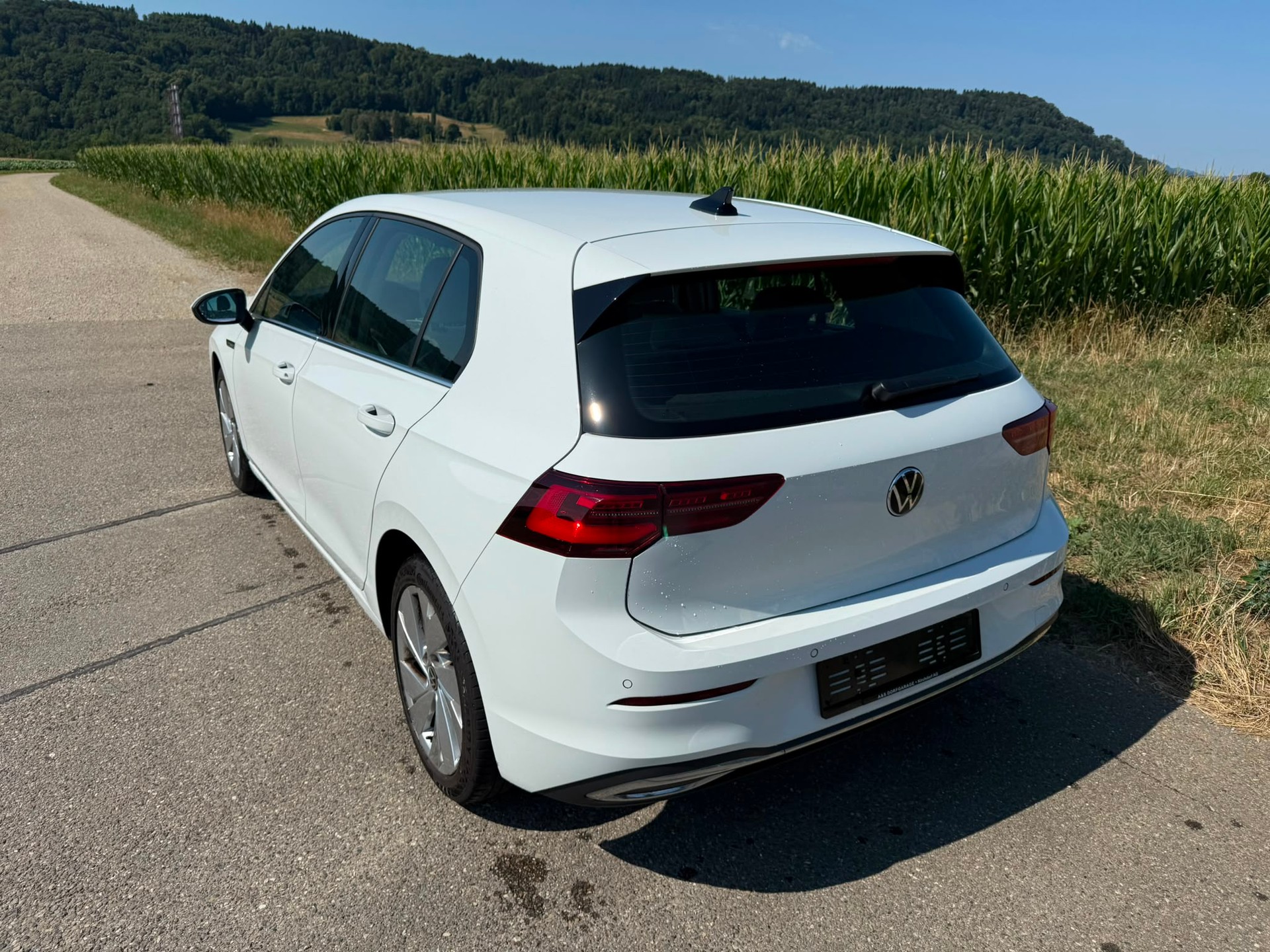 VW Golf 1.5 eTSI mHEV ACT Style DSG-image-2