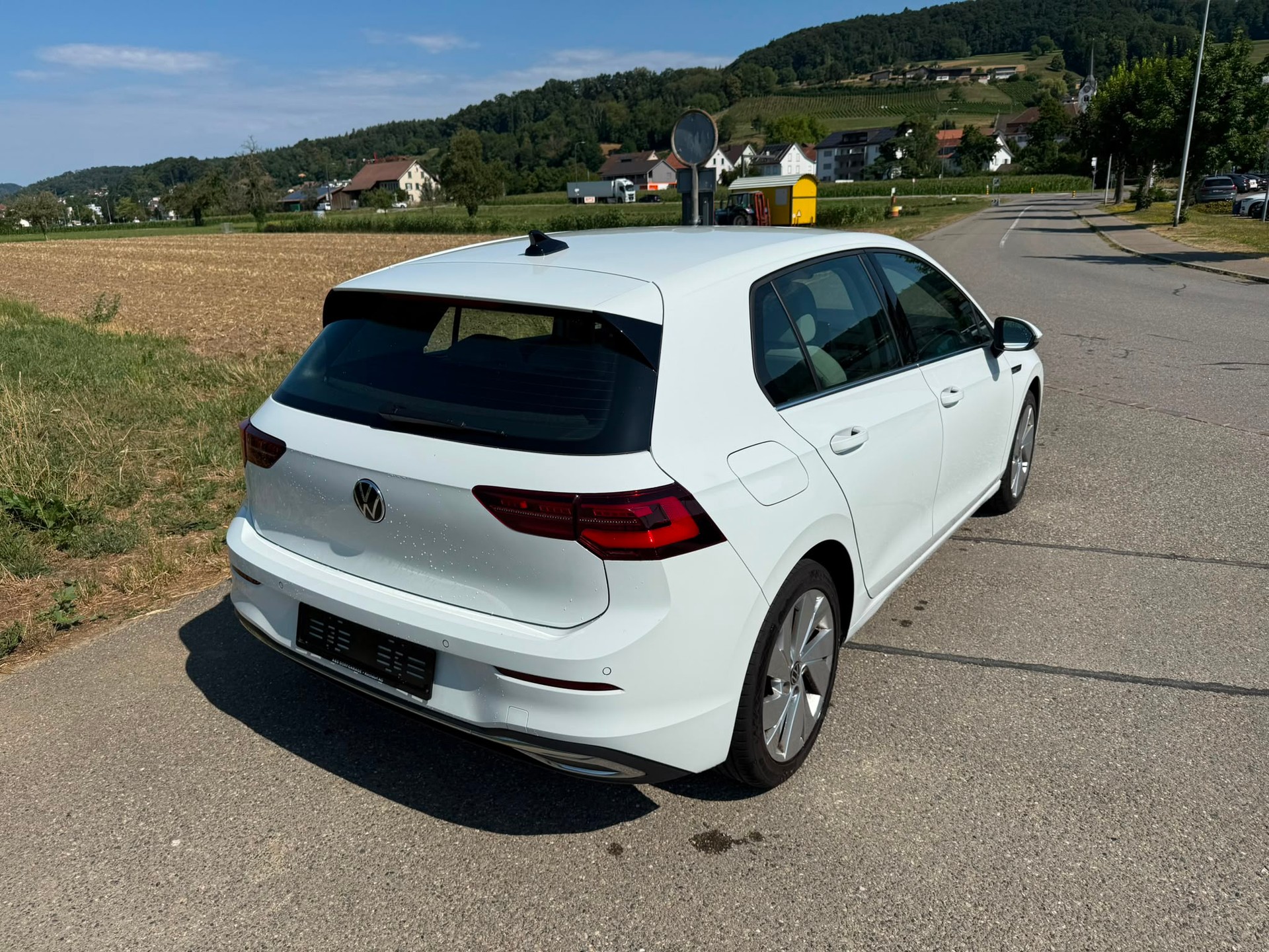 VW Golf 1.5 eTSI mHEV ACT Style DSG-image-4