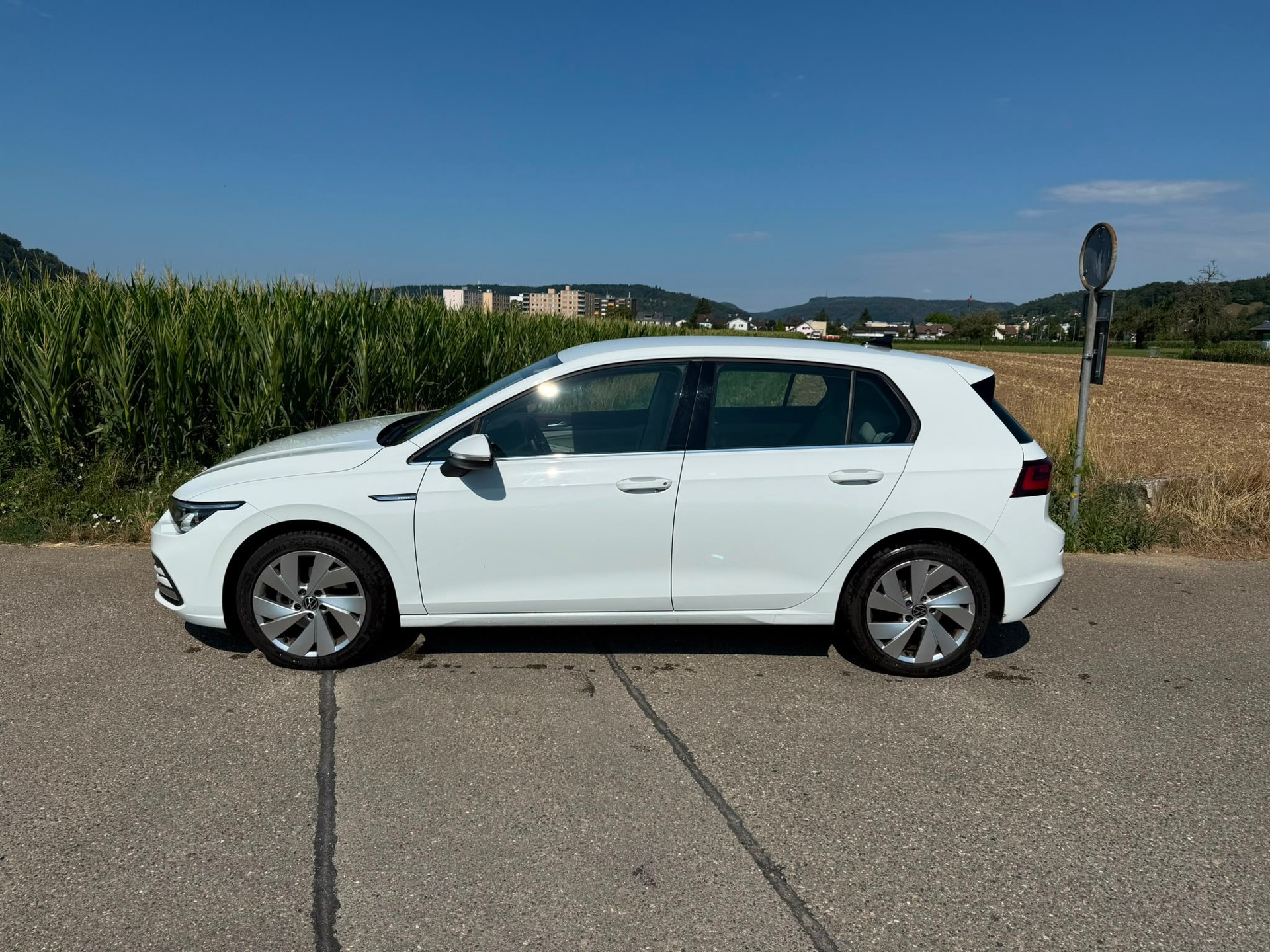 VW Golf 1.5 eTSI mHEV ACT Style DSG-image-1