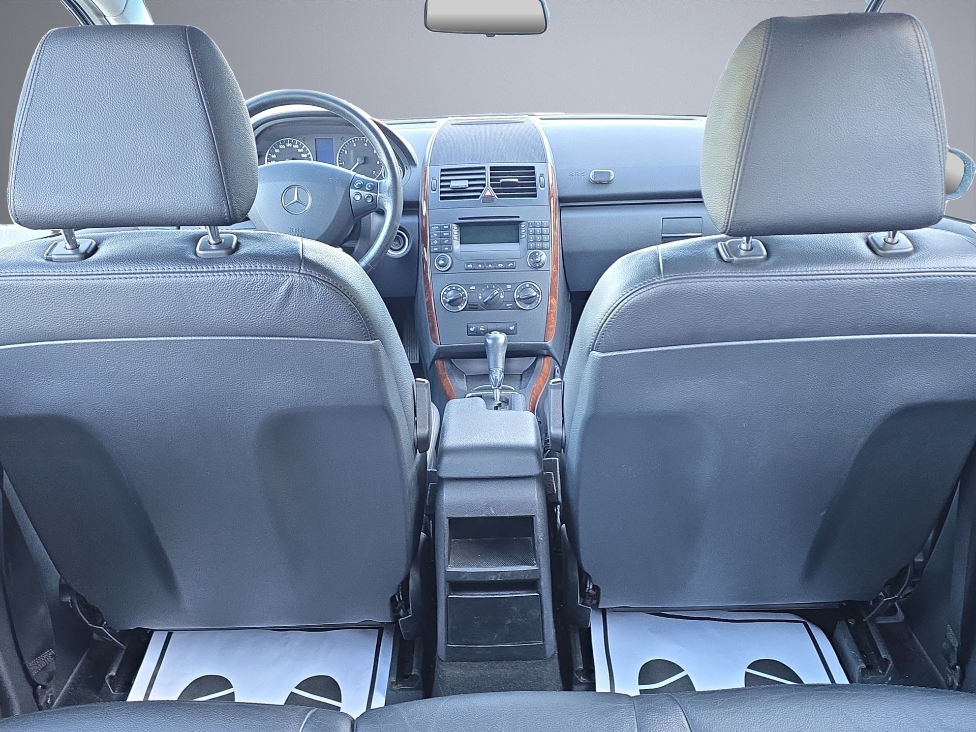 MERCEDES-BENZ A 200 Elégance-image-11
