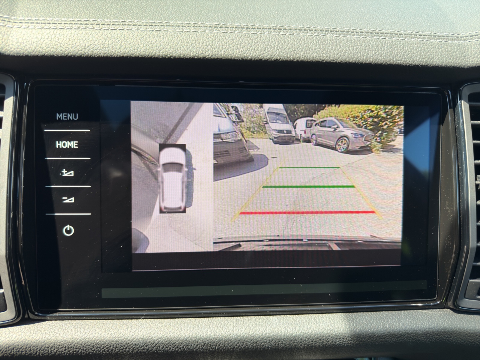 SKODA Kodiaq 2.0 TSI 4x4 SportLine-image-13