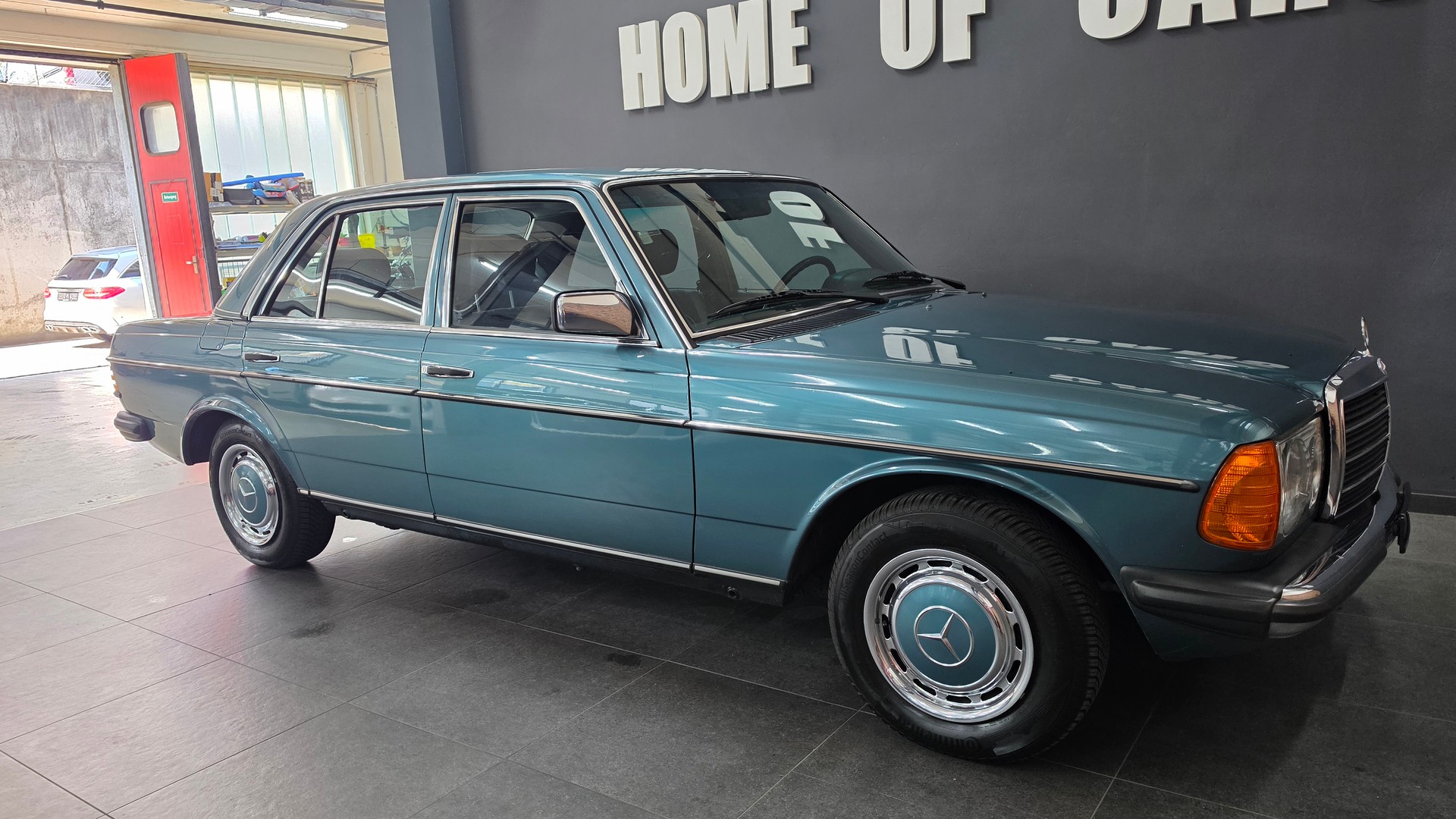 MERCEDES-BENZ 200 Automatic Veteran-image-13