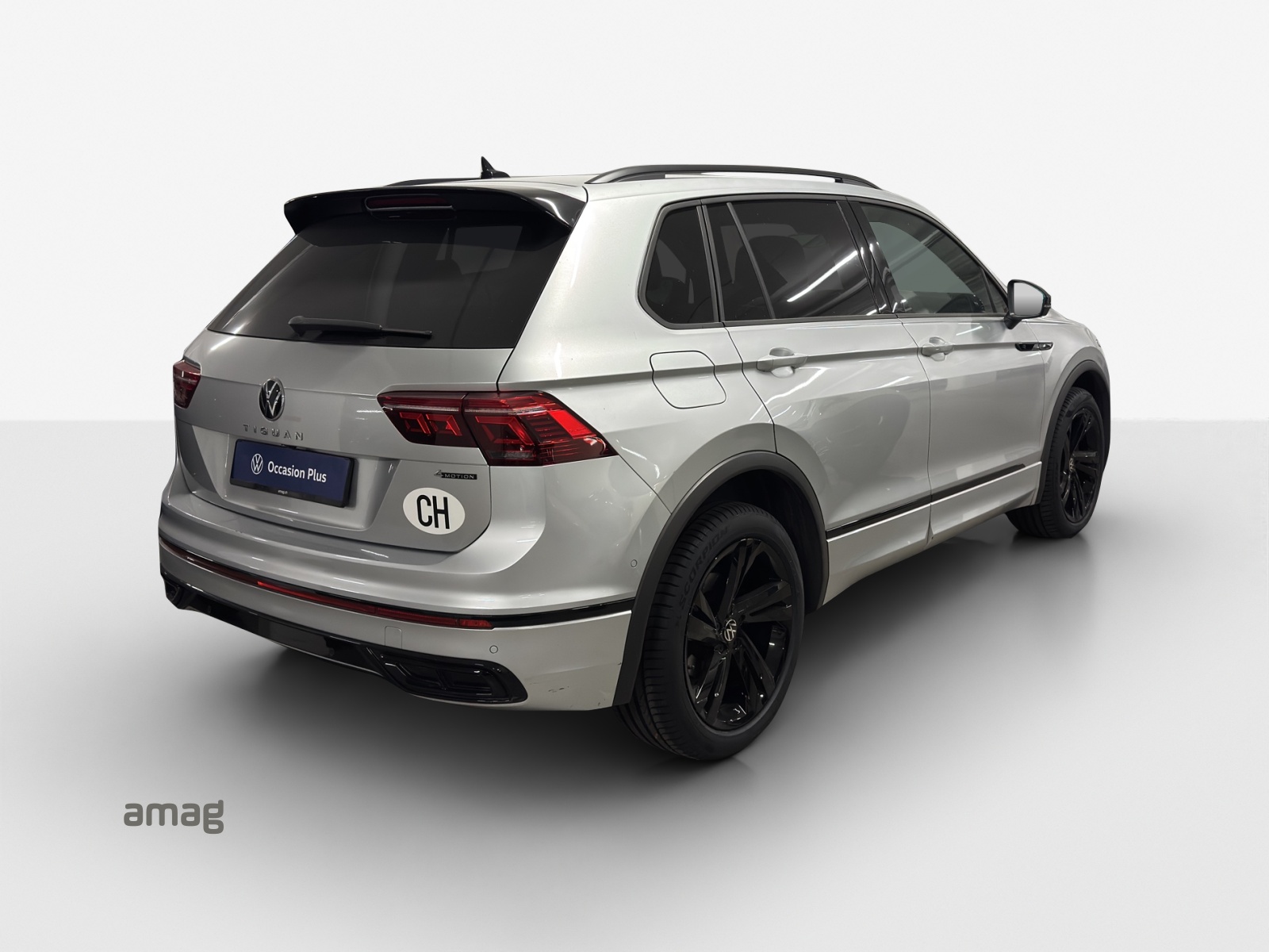 VW Tiguan 2.0TSI R-Line 4Motion DSG-showroom-element-3