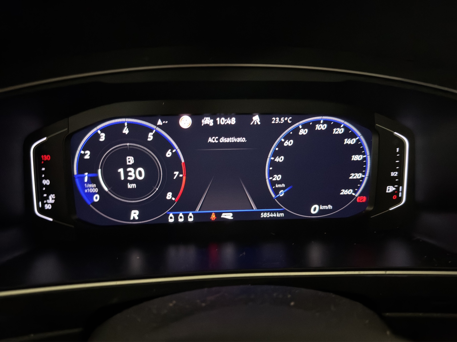 VW Tiguan 2.0TSI R-Line 4Motion DSG-image-13