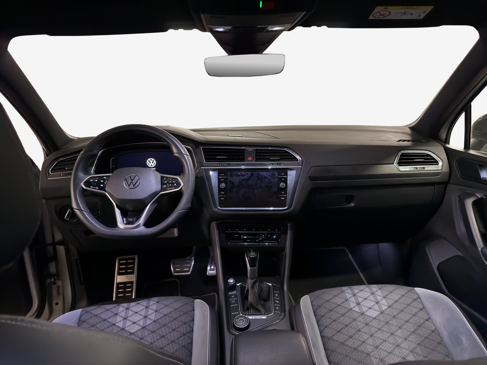 VW Tiguan 2.0TSI R-Line 4Motion DSG-image-7