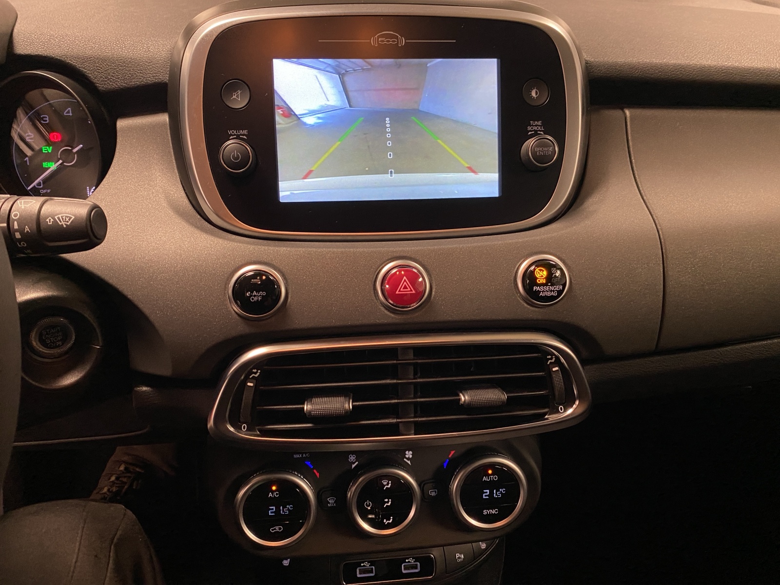FIAT 500X 1.5 Hybrid Swiss-image-13