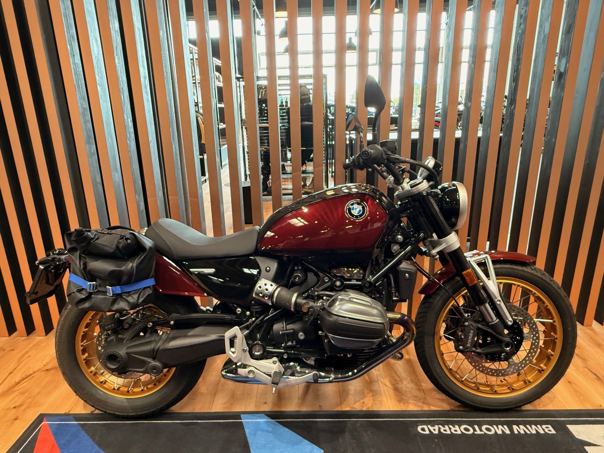 BMW R 12