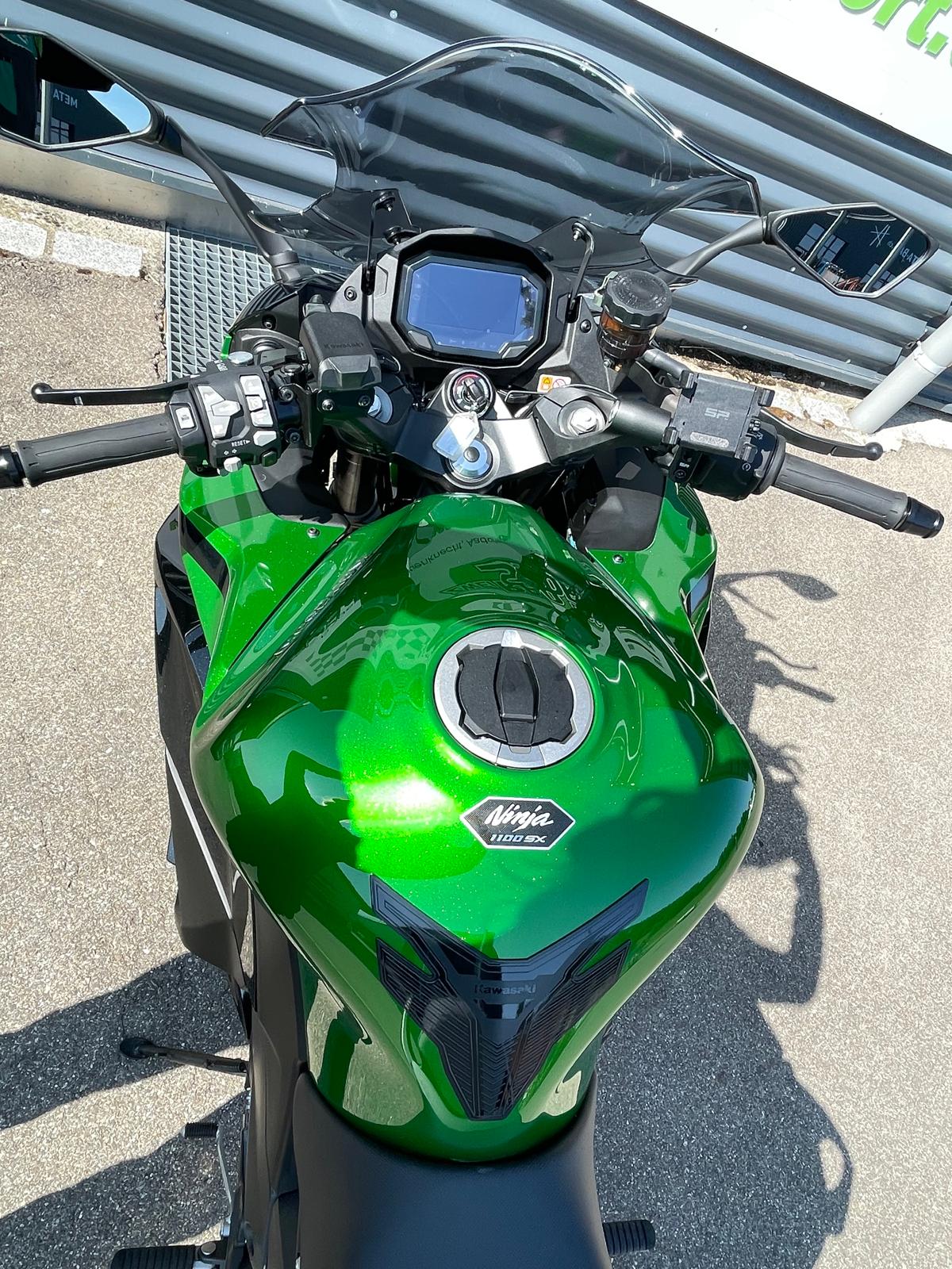 KAWASAKI Ninja 1100 SX SETourer-image-5