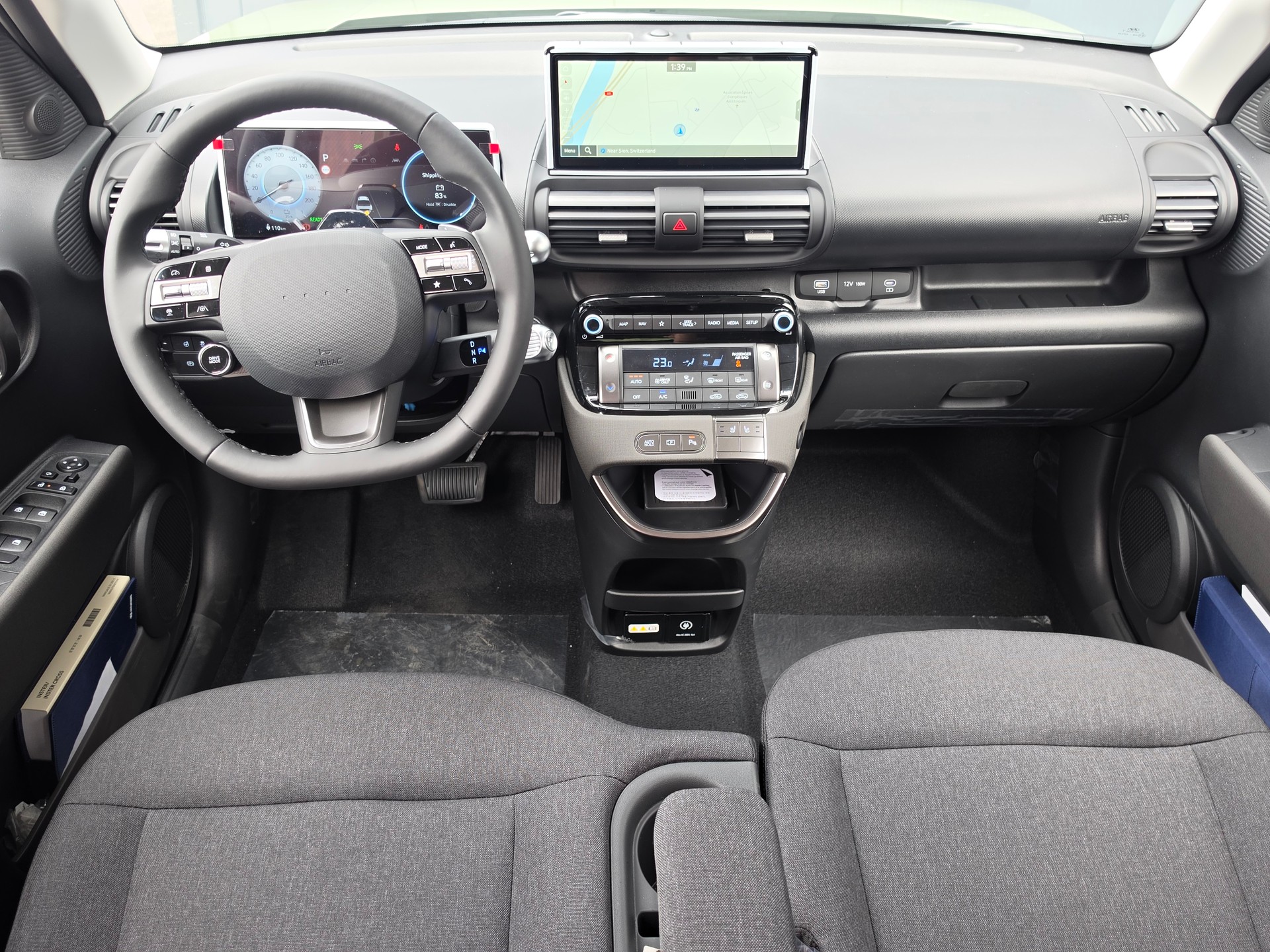 HYUNDAI Inster 49kWh Amplia-image-3