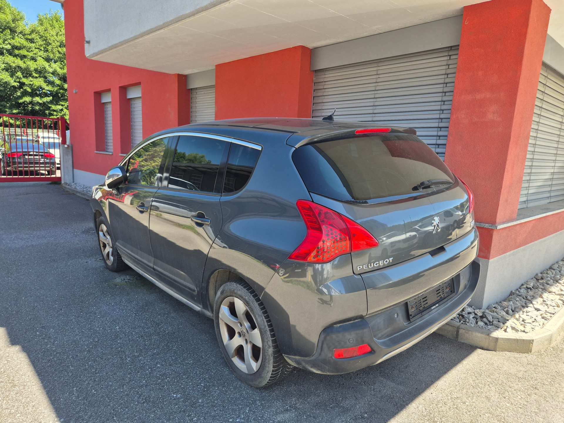 PEUGEOT 3008 1.6 16V T Sport Pack Tiptronic-image-2