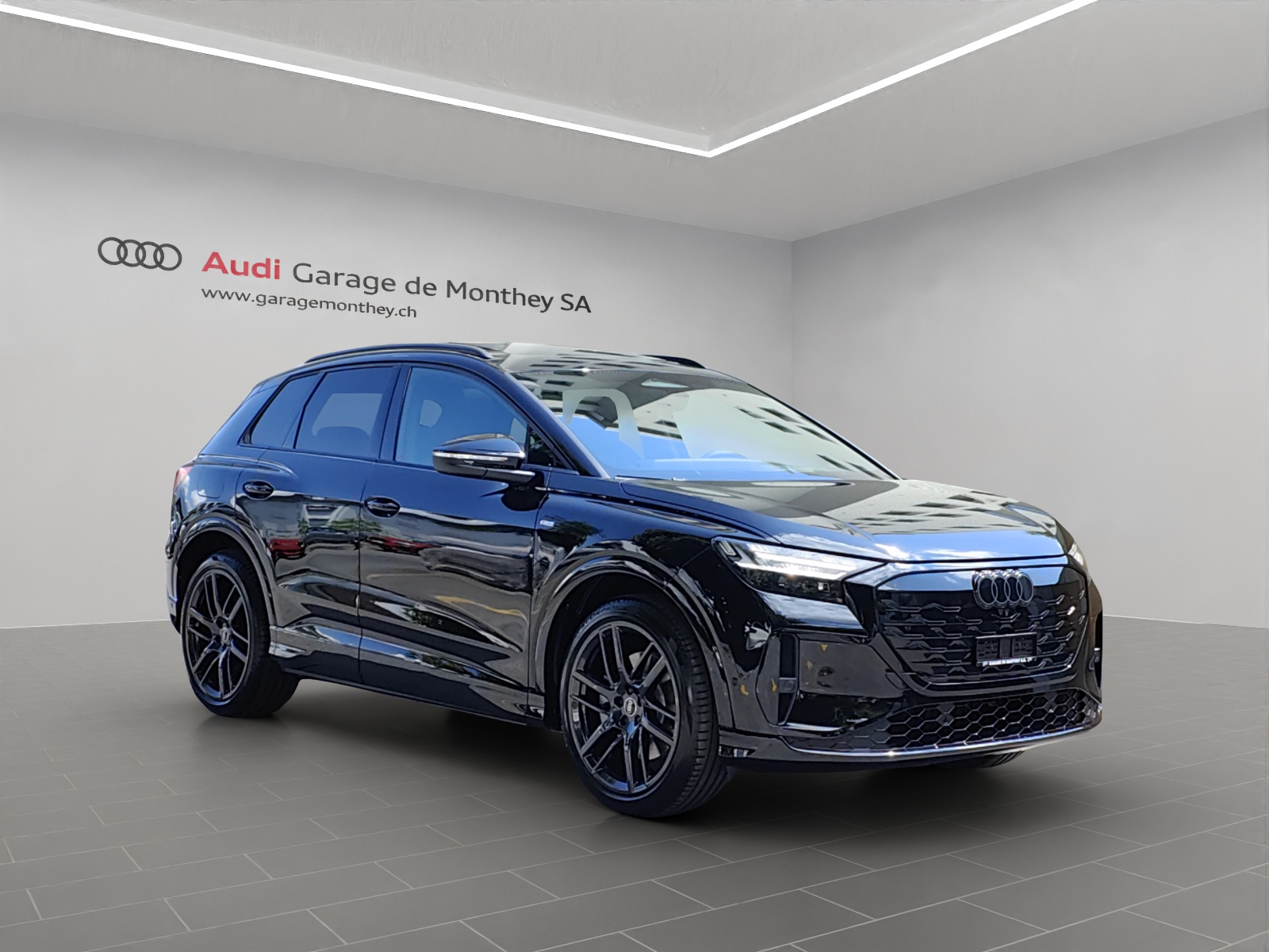 AUDI Q4 e-tron SUV quattro performance Attraction (Kombi) Audi AUDI Q4 e-tron SUV quattro performance Attraction (Kombi)