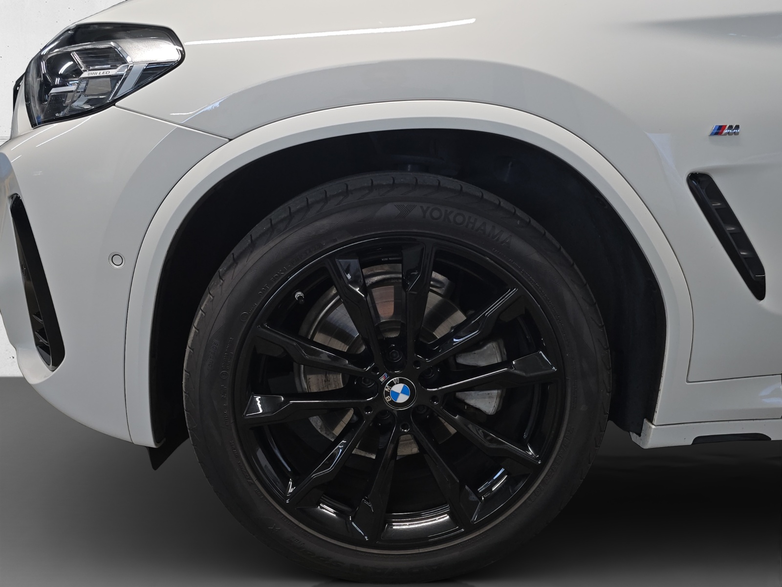 BMW X4 xDrive 48V 20i M Sport Steptronic-image-19