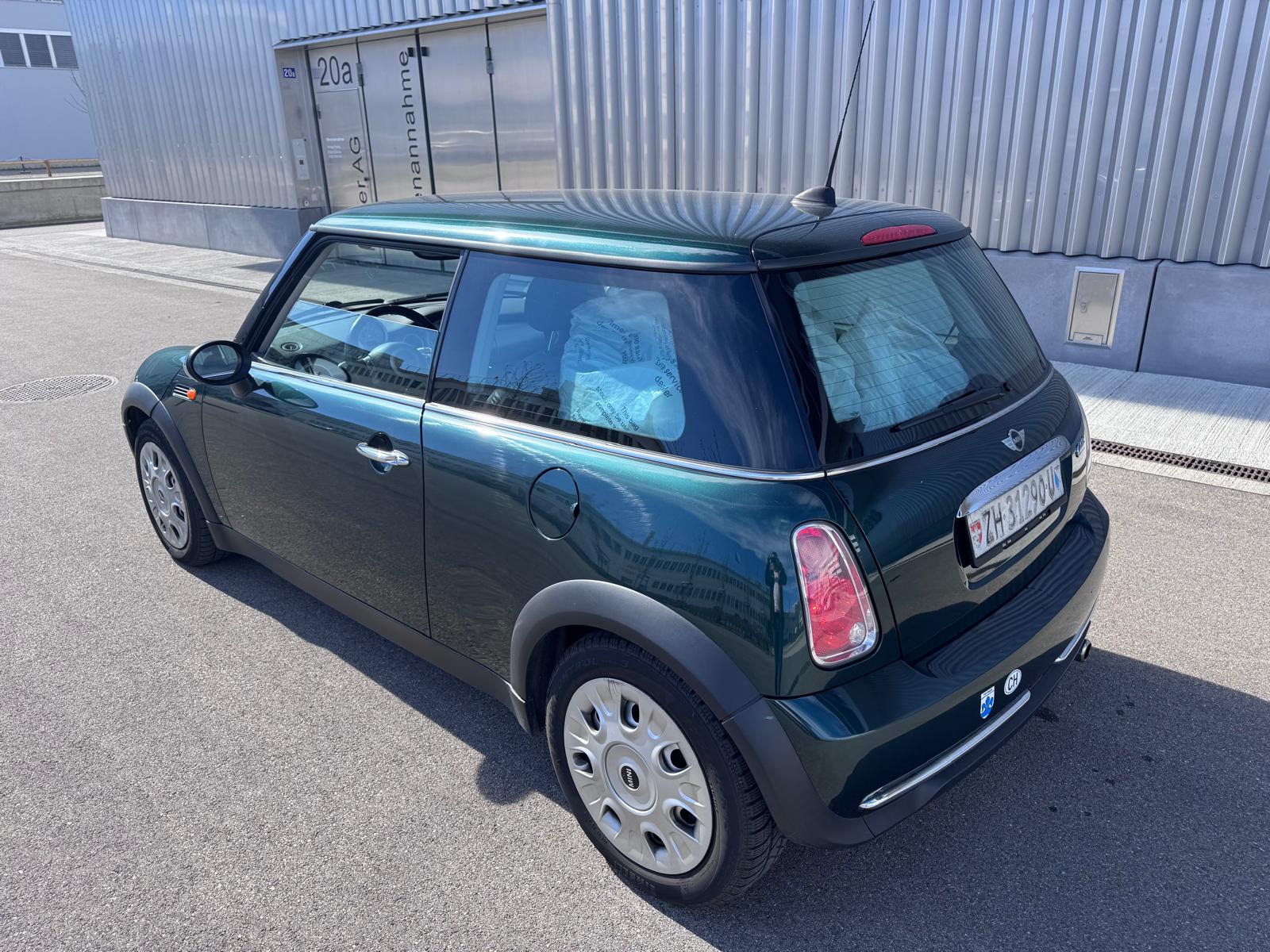 MINI One-image-2