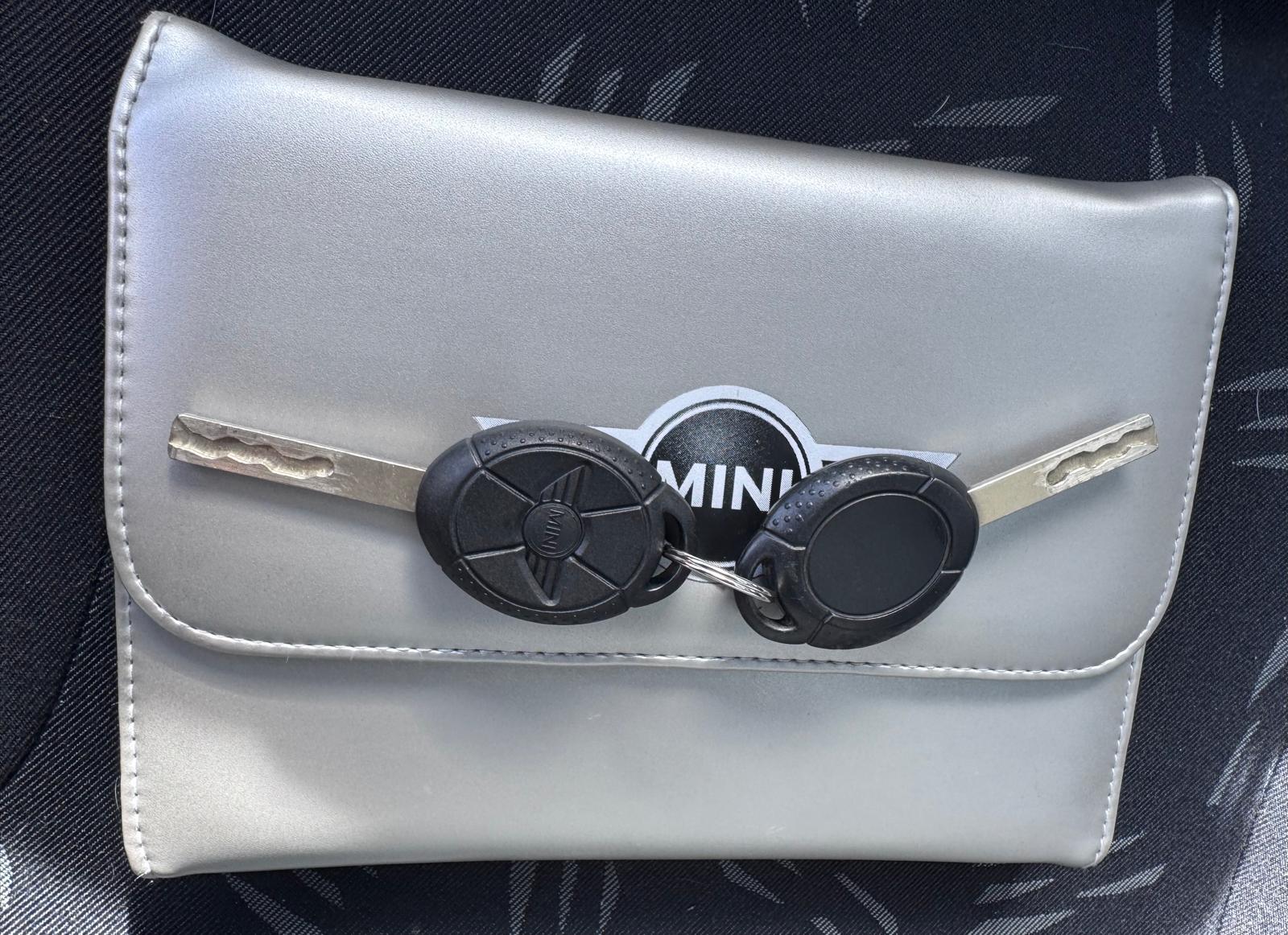 MINI One-image-11