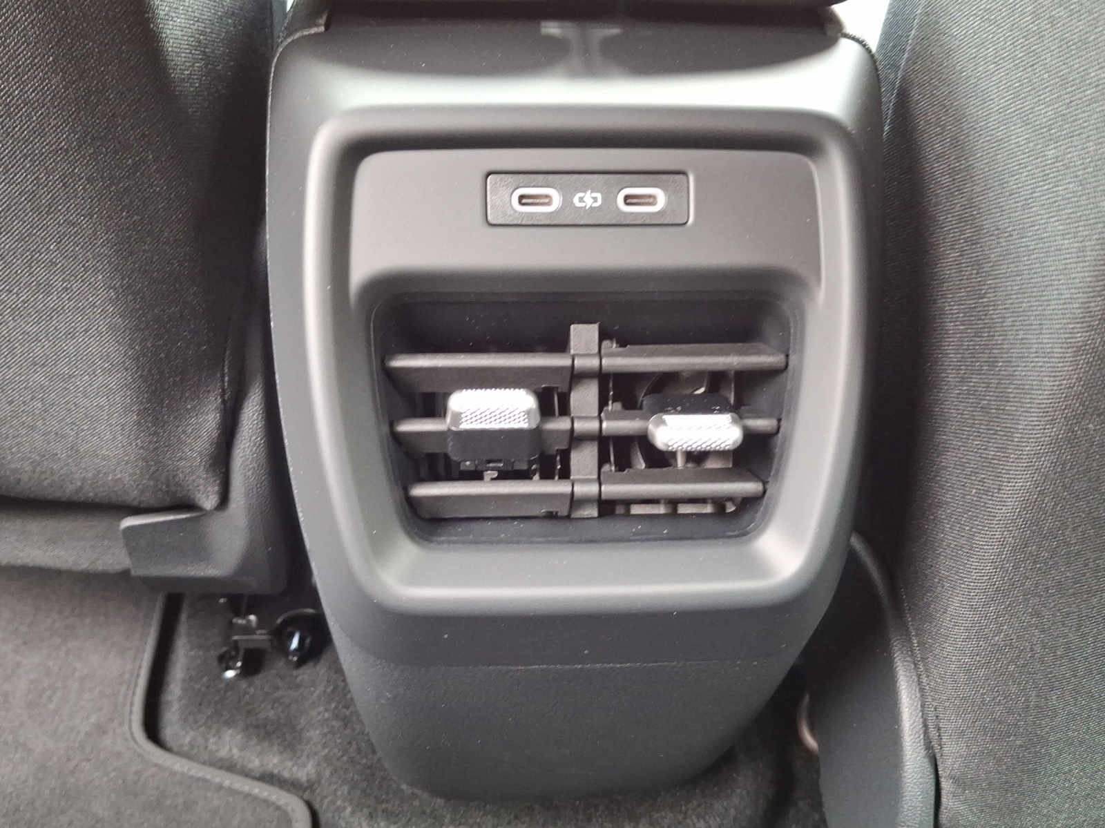 VW ID.3 Neo 50 kWh 170PS Trend-image-10