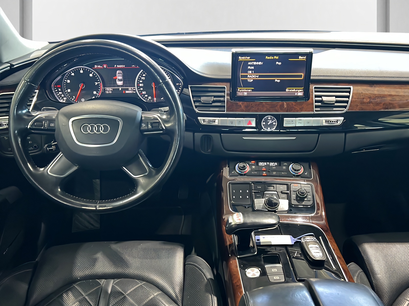 AUDI A8 4.2 FSI quattro**S-Sportsitze,Panodach,Tempomat ACC,Rückfahrtkamera**-image-6
