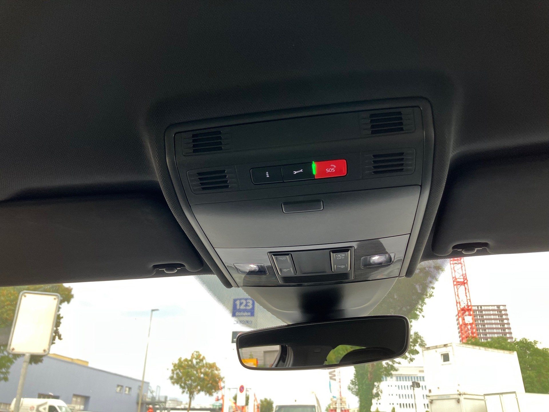 VW Polo 2.0 TSI GTI DSG-image-12