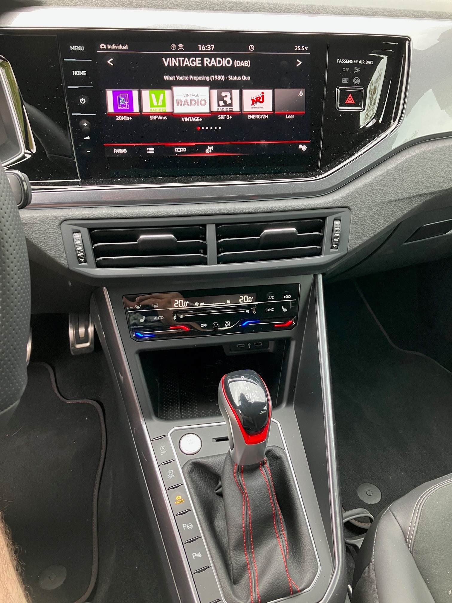 VW Polo 2.0 TSI GTI DSG-image-11