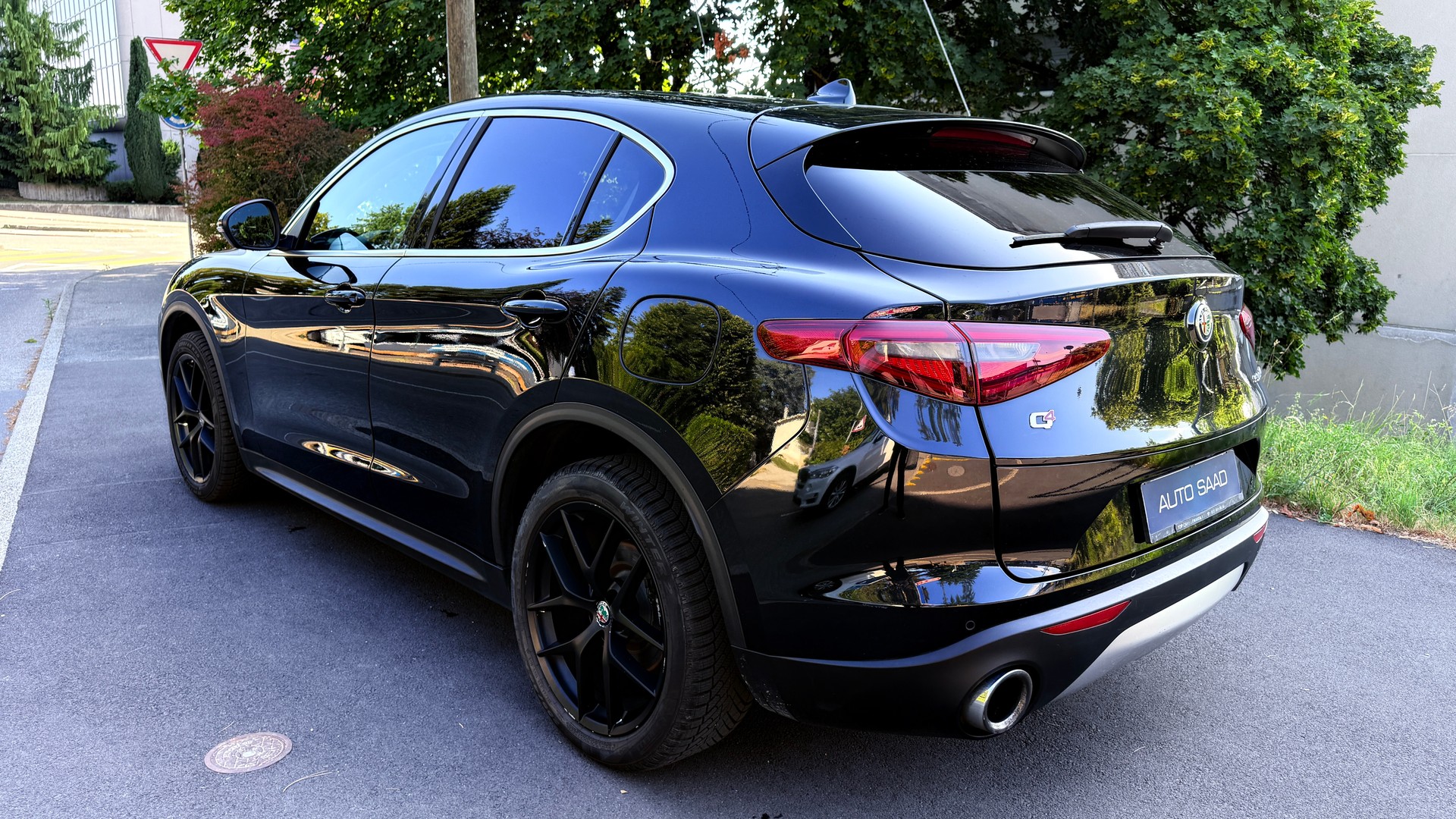 ALFA ROMEO Stelvio 2.0 Executive Q4 Automatic-image-5