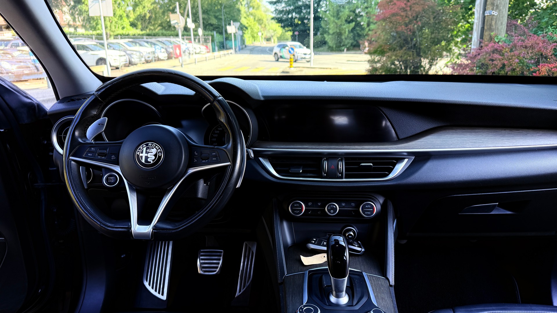 ALFA ROMEO Stelvio 2.0 Executive Q4 Automatic-image-7