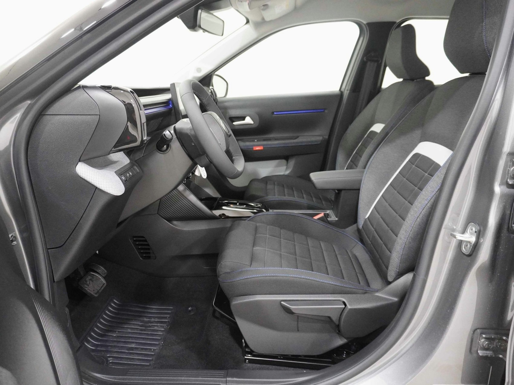 CITROEN C3 1.2 Hybrid You+-image-7
