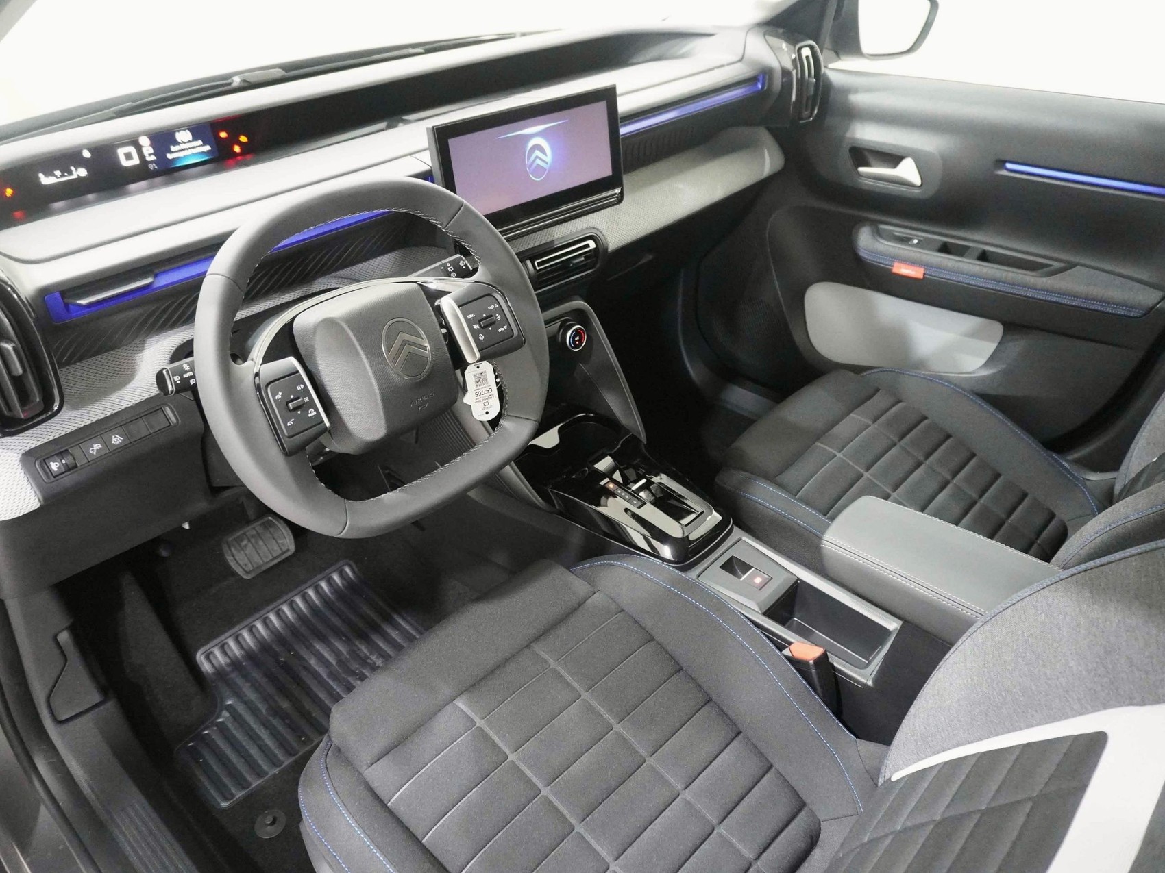 CITROEN C3 1.2 Hybrid You+-image-6