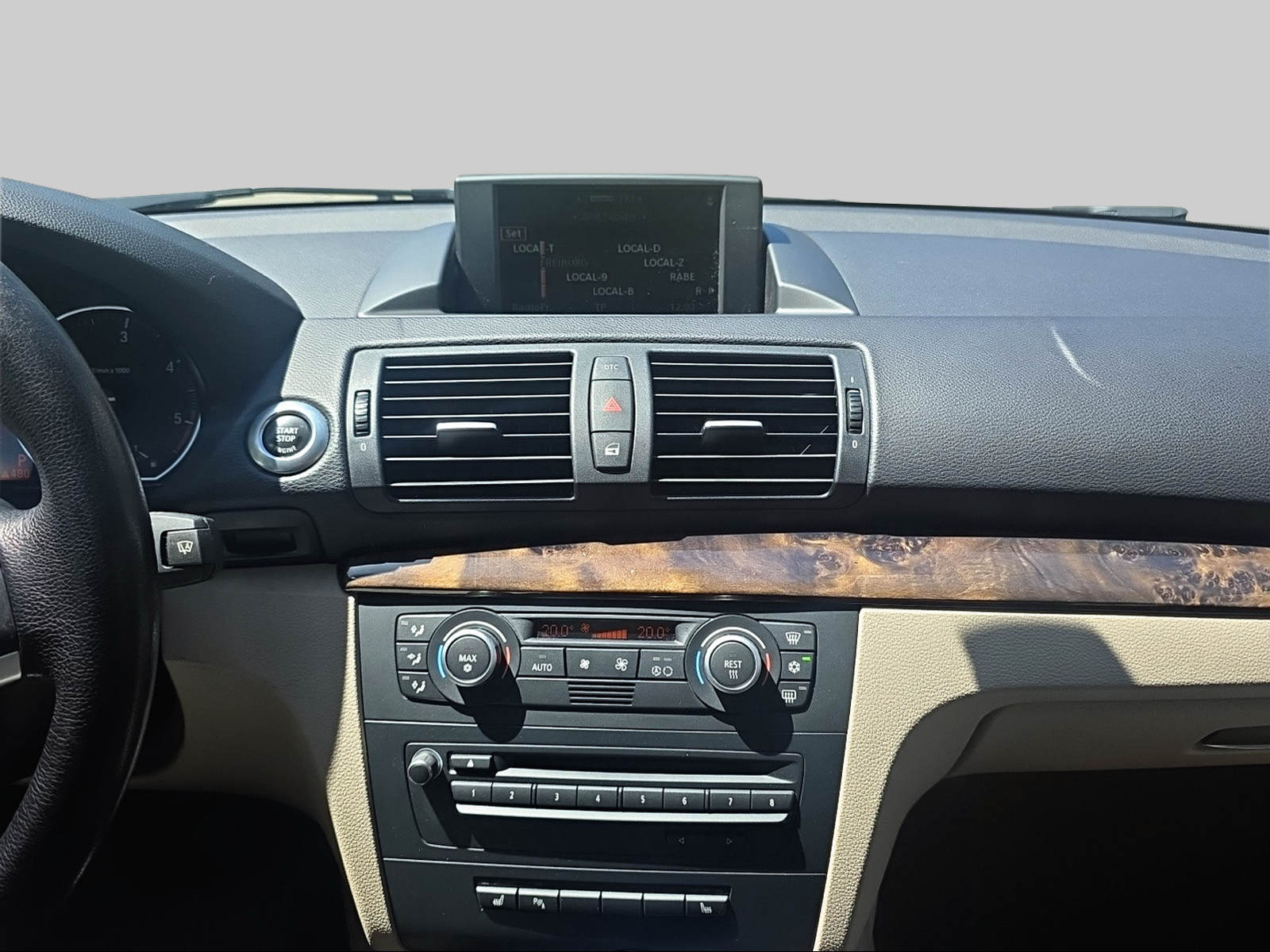 BMW 120d Coupé Steptronic-image-8
