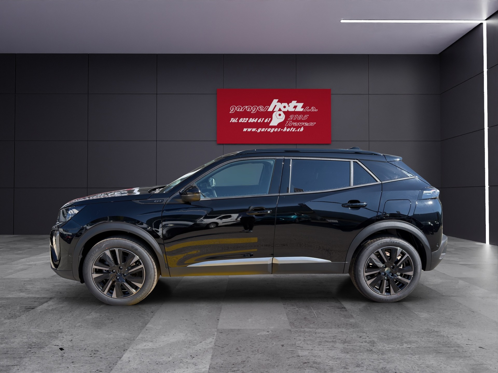 PEUGEOT 2008 1.2 MHEV GT Exclusive-image-2
