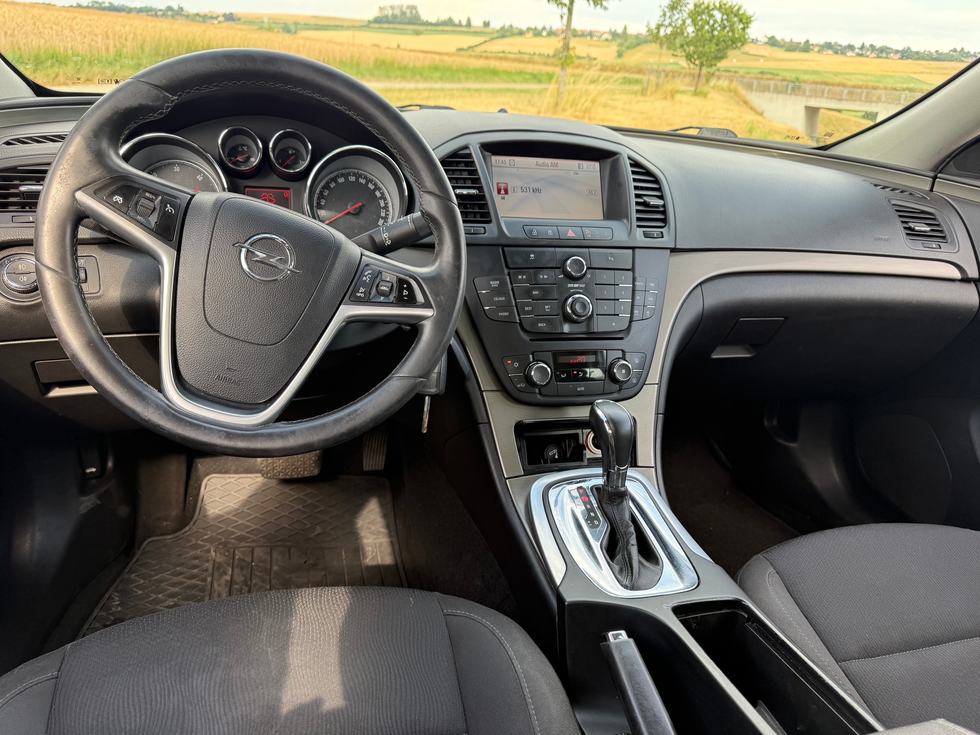 OPEL Insignia 2.0 CDTI Automatic-image-10