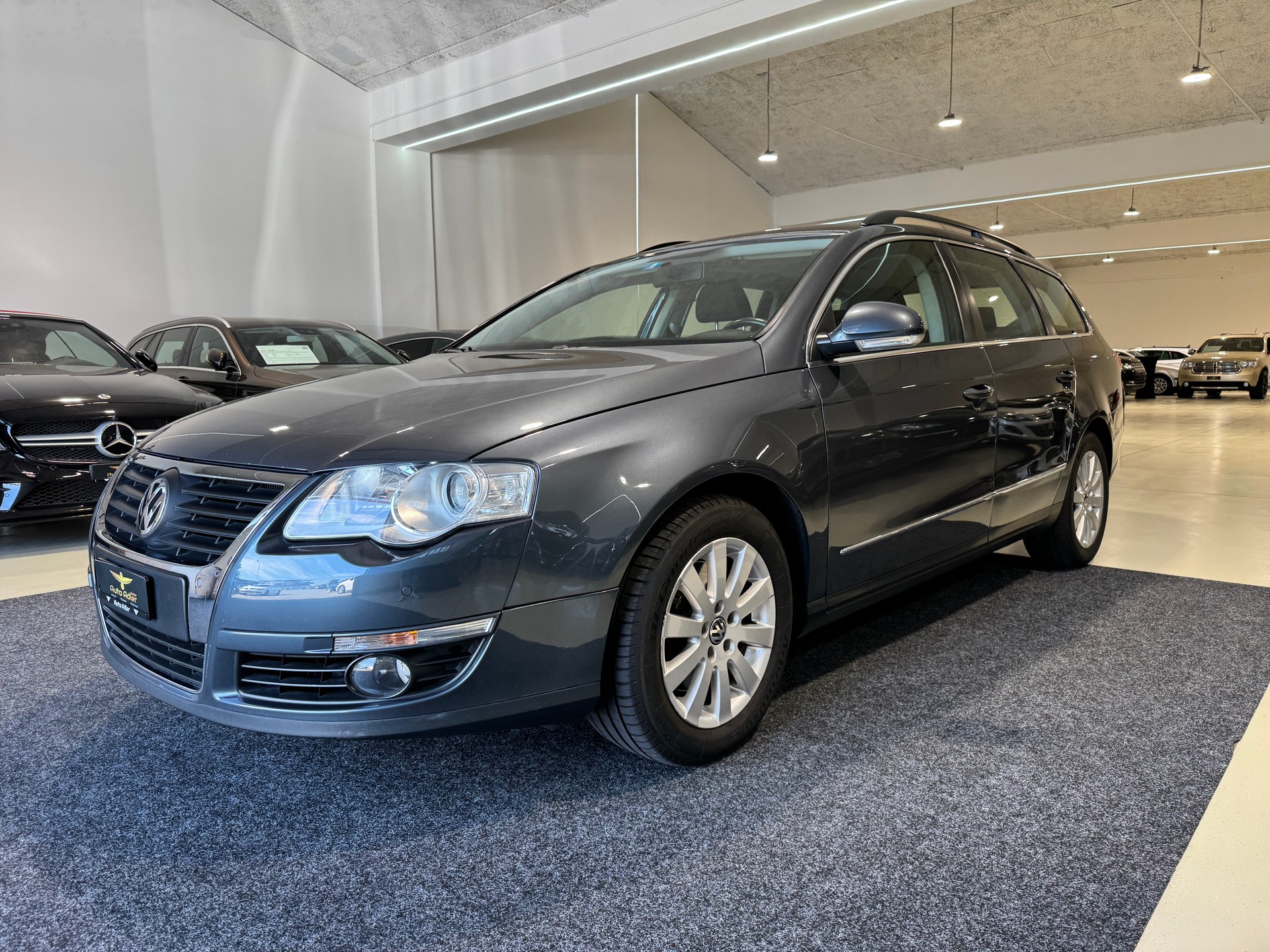 VW Passat Variant 1.8 TSI Value-showroom-element-1