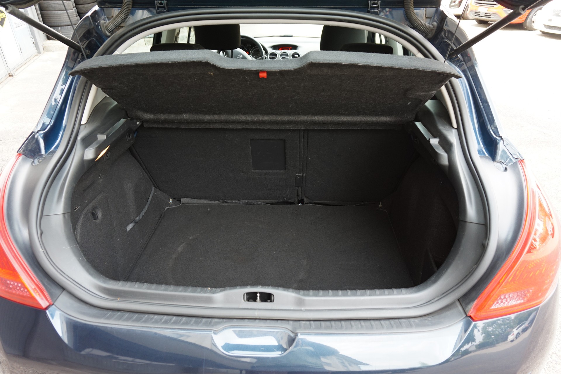 PEUGEOT 308 1.6 16V VTI Active-image-4