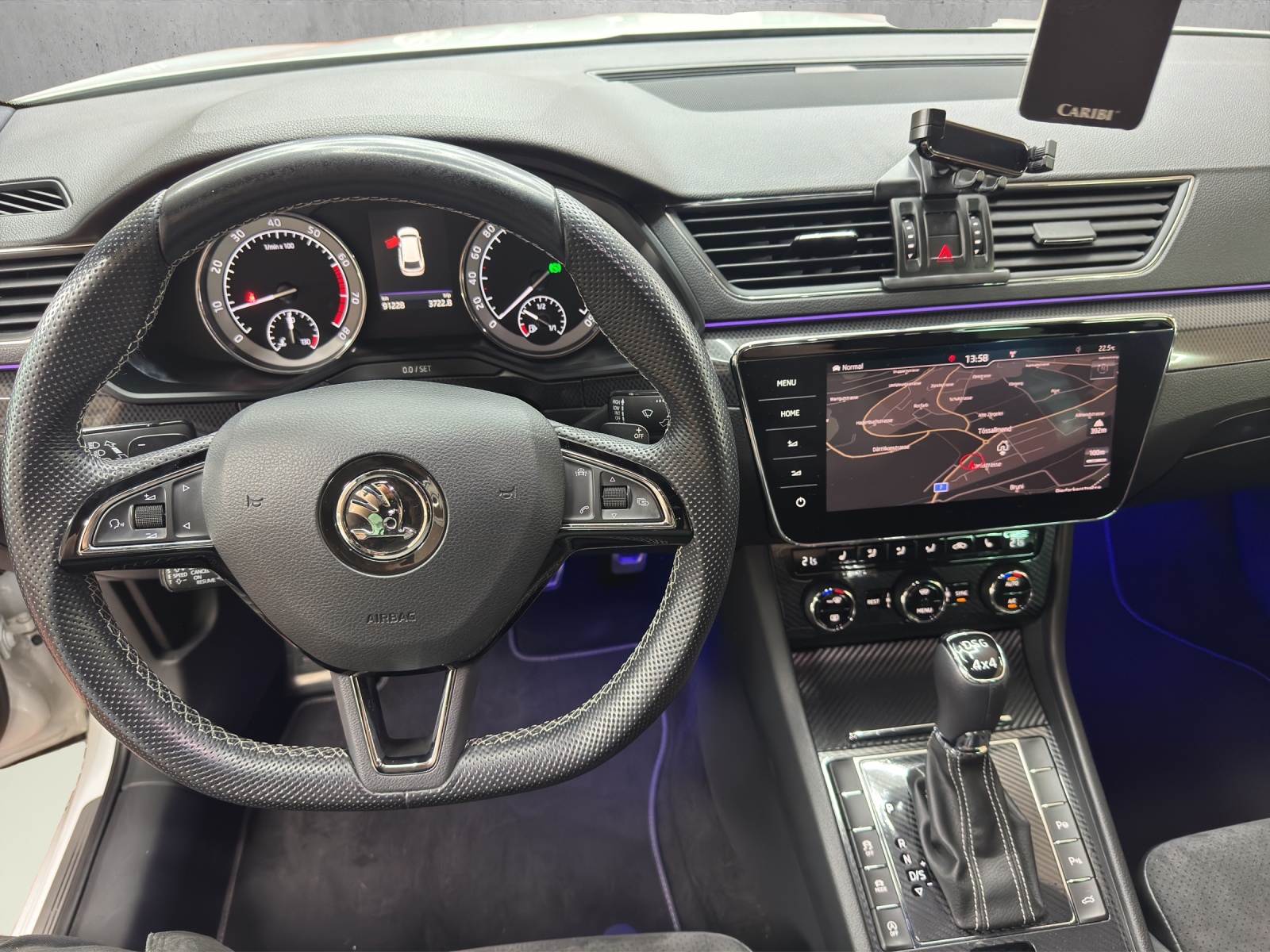 SKODA Superb Combi 2.0 TSI SportLine+ DSG 4x4-image-8