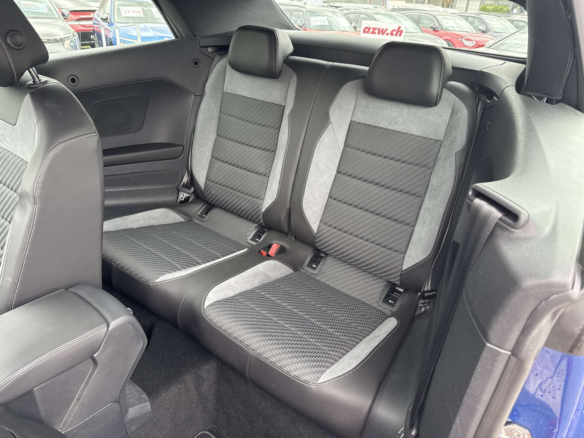 VW T-Roc Cabriolet 1.5 TSi EVO R-Line DSG-Automat-image-6