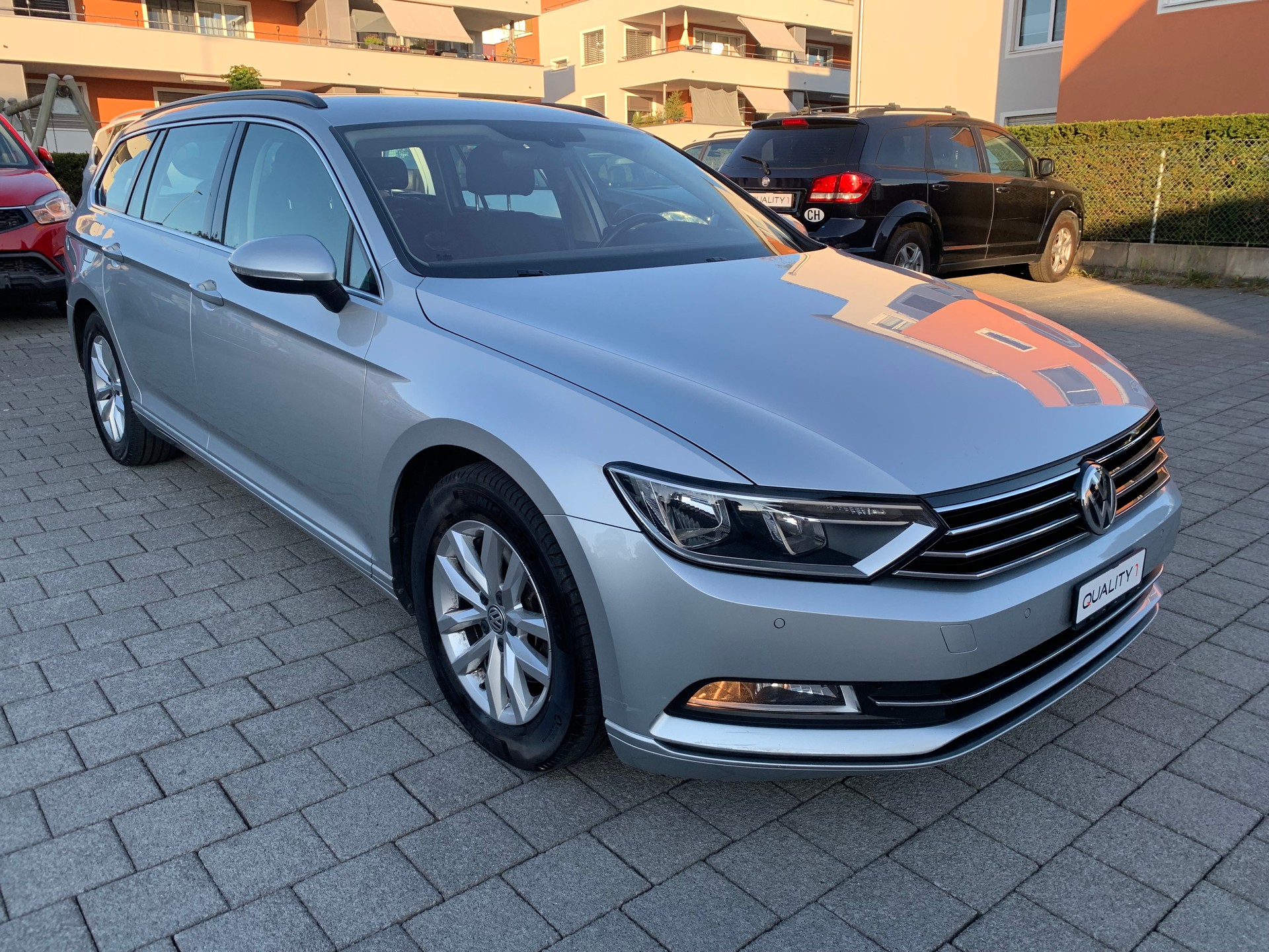 VW Passat Variant 2.0 TDI SCR BMT Comfortline DSG-image-1